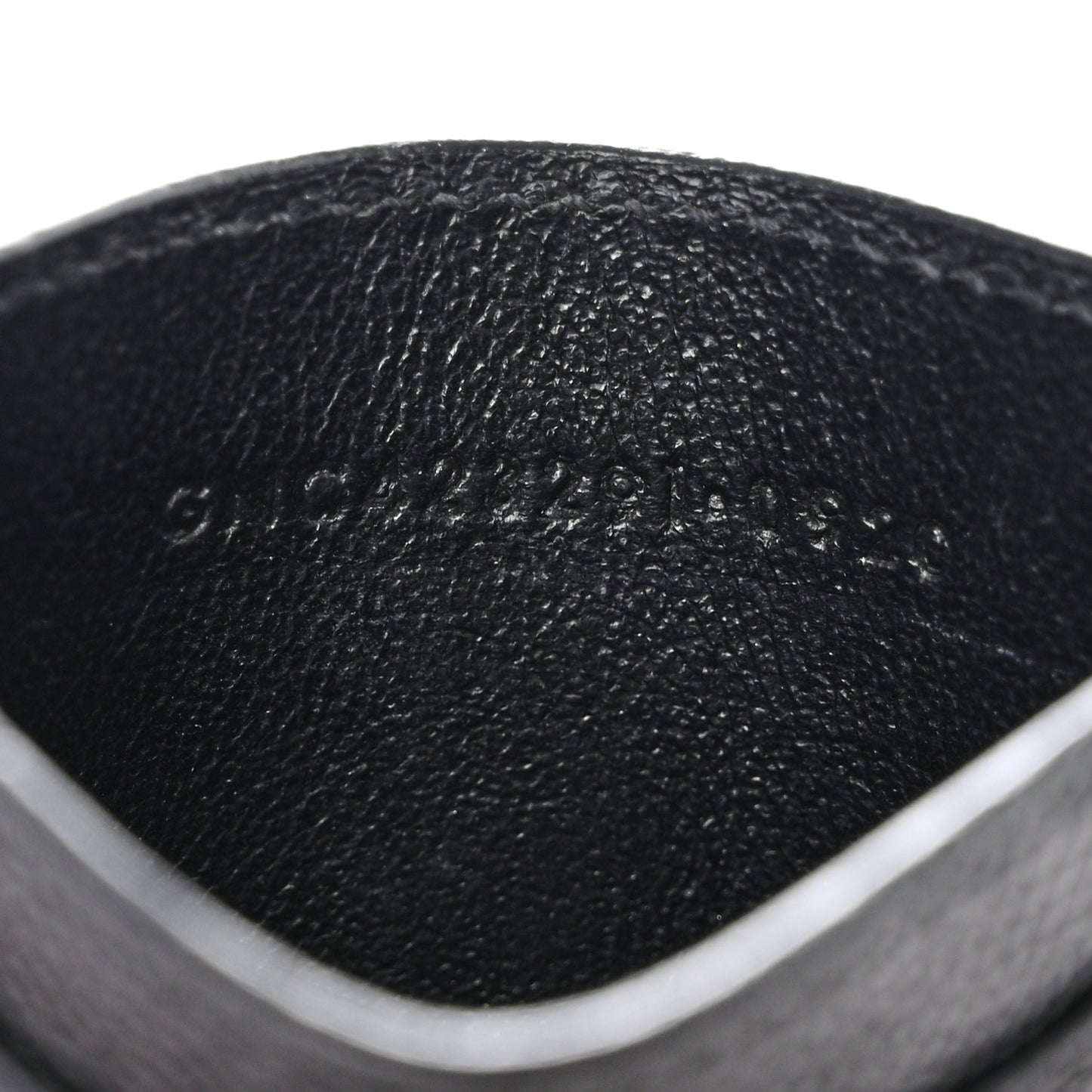 Grain De Poudre Matelasse Chevron Monogram Credit Card Case Black