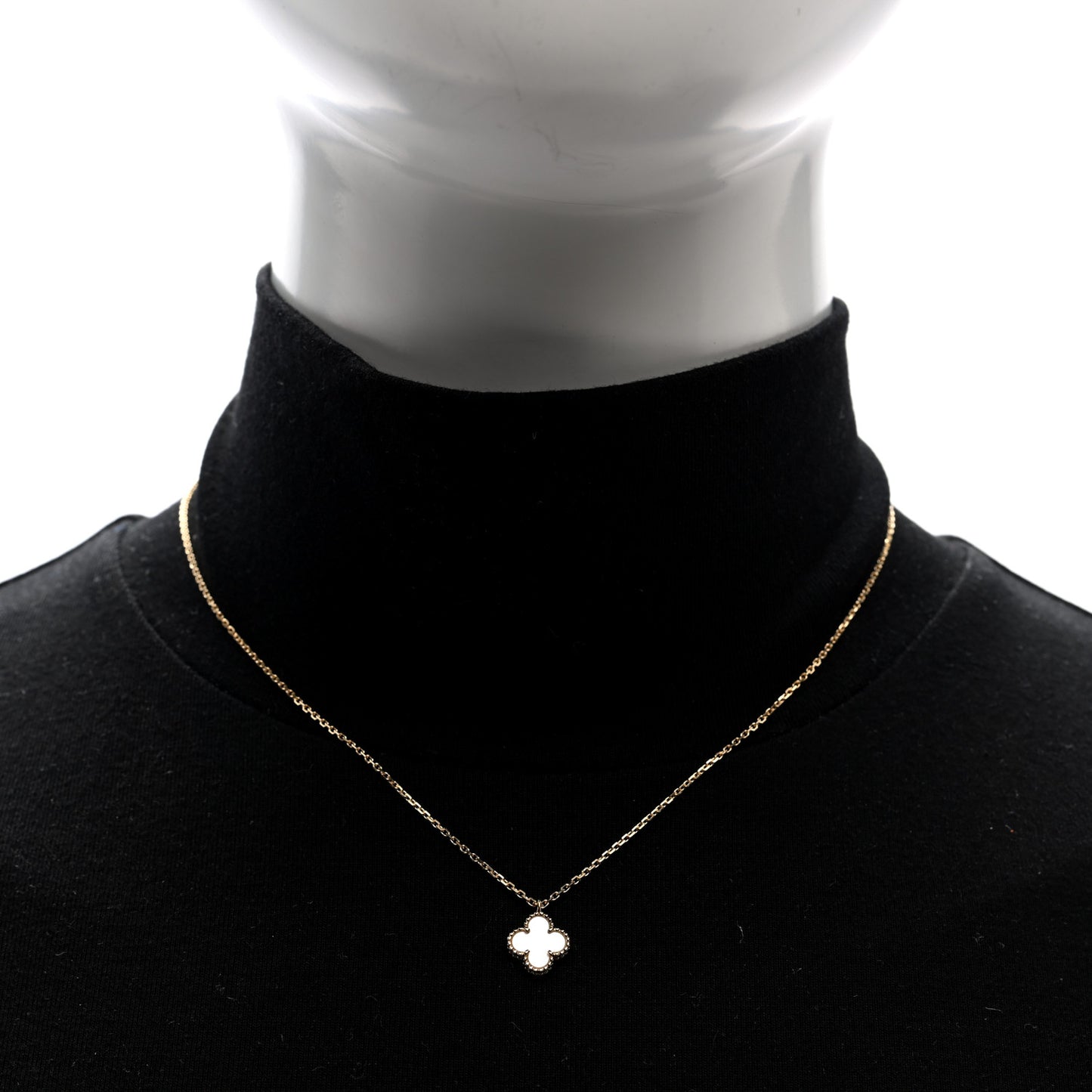 18K Yellow Gold Mother of Pearl Sweet Alhambra Pendant Necklace