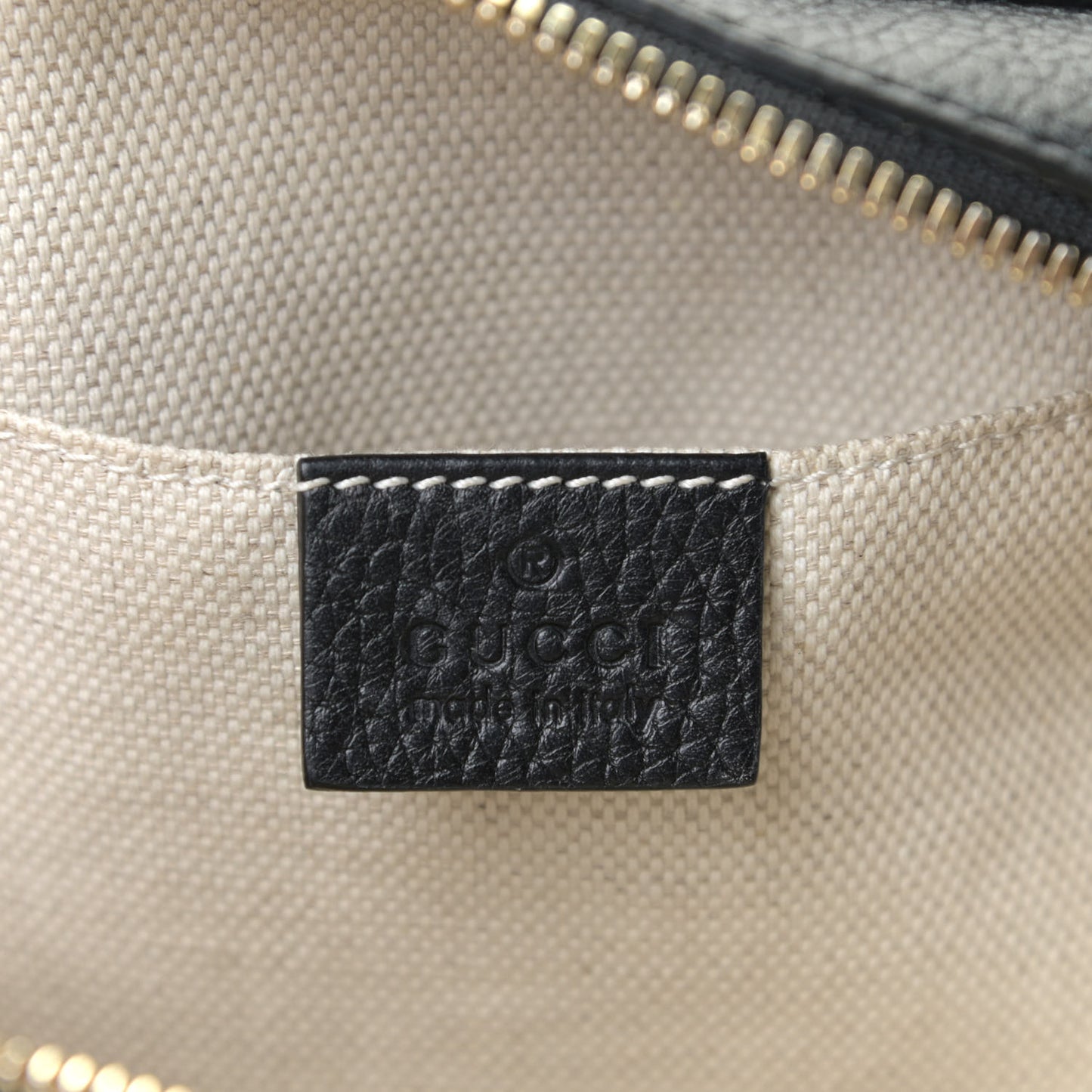 Pebbled Calfskin Small Soho Disco Bag Black