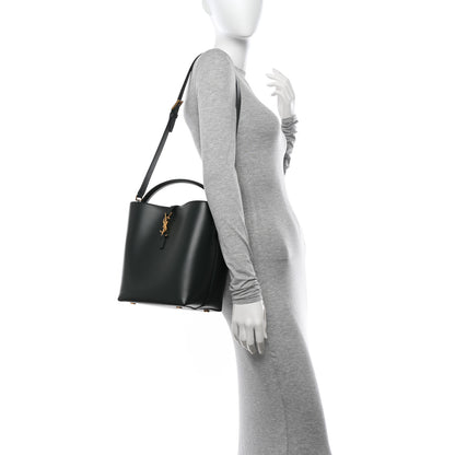 Saint Laurent Shiny Calfskin Le 37 Bucket Bag Vert Fonce 2 of 12