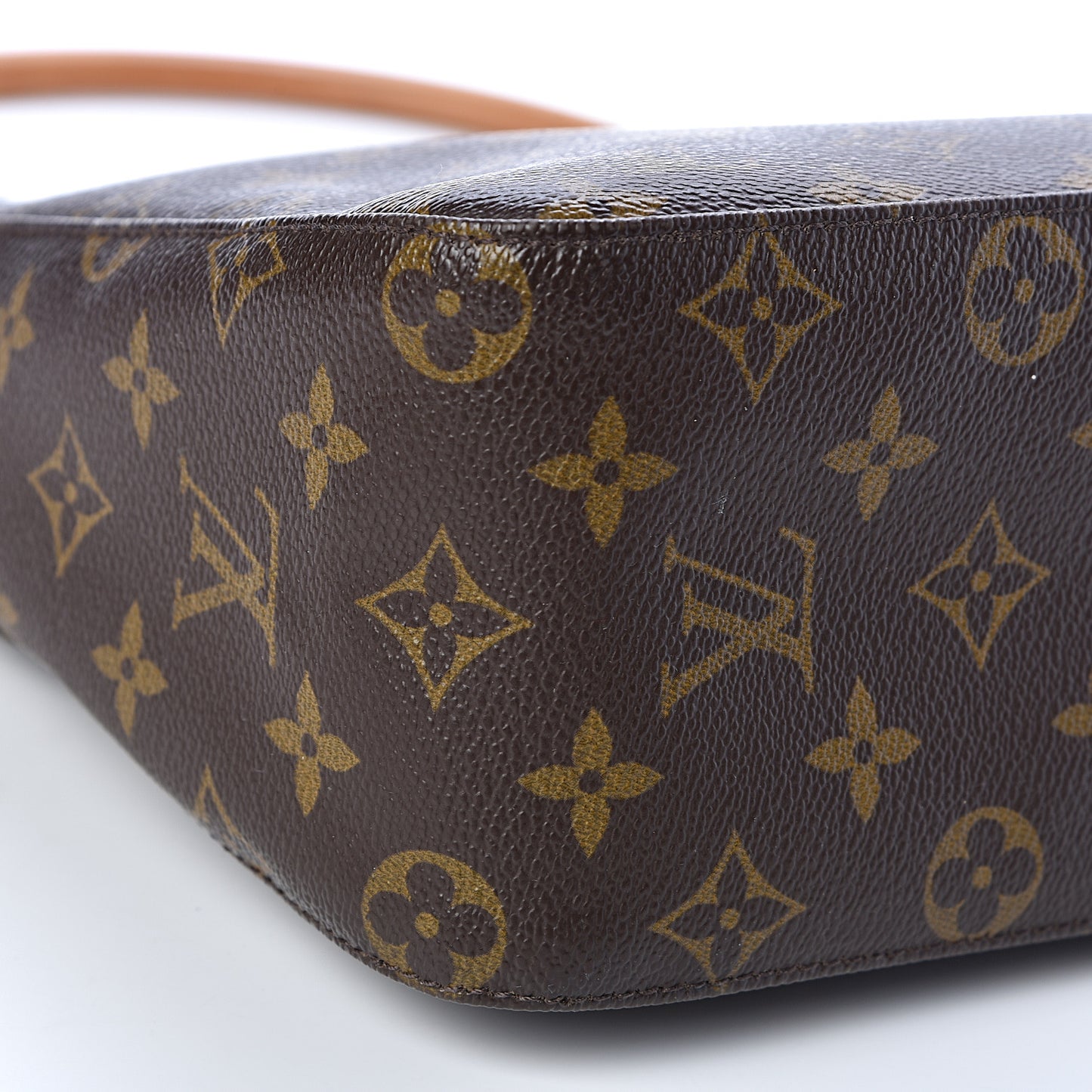 Monogram Looping MM