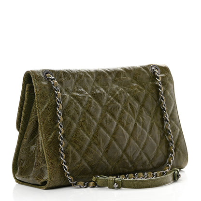 Chanel Crumpled Grained Calfskin Jumbo CC Crave Flap Green 3 of 13