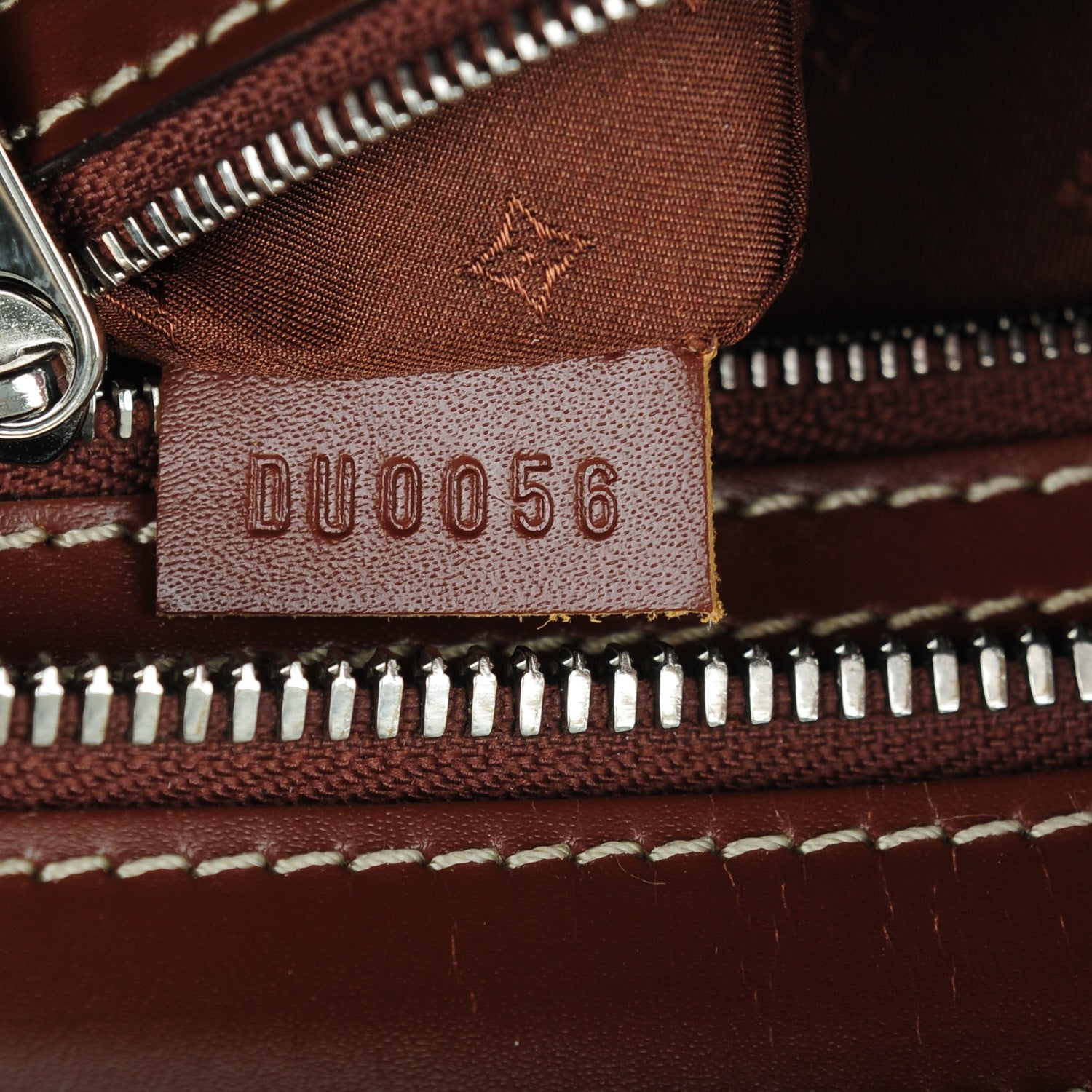 Louis Vuitton Suhali L'Epanoui PM Sienne 7 of 7