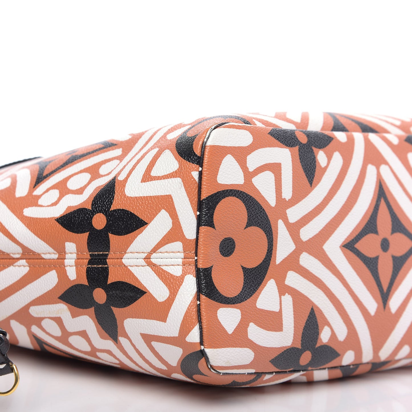 Monogram Giant Crafty Neverfull MM Creme Caramel