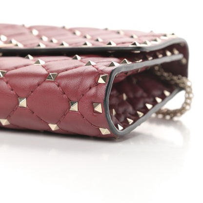 Valentino Garavani Nappa Rockstud Spike Wallet on Chain Rubino 9 of 11