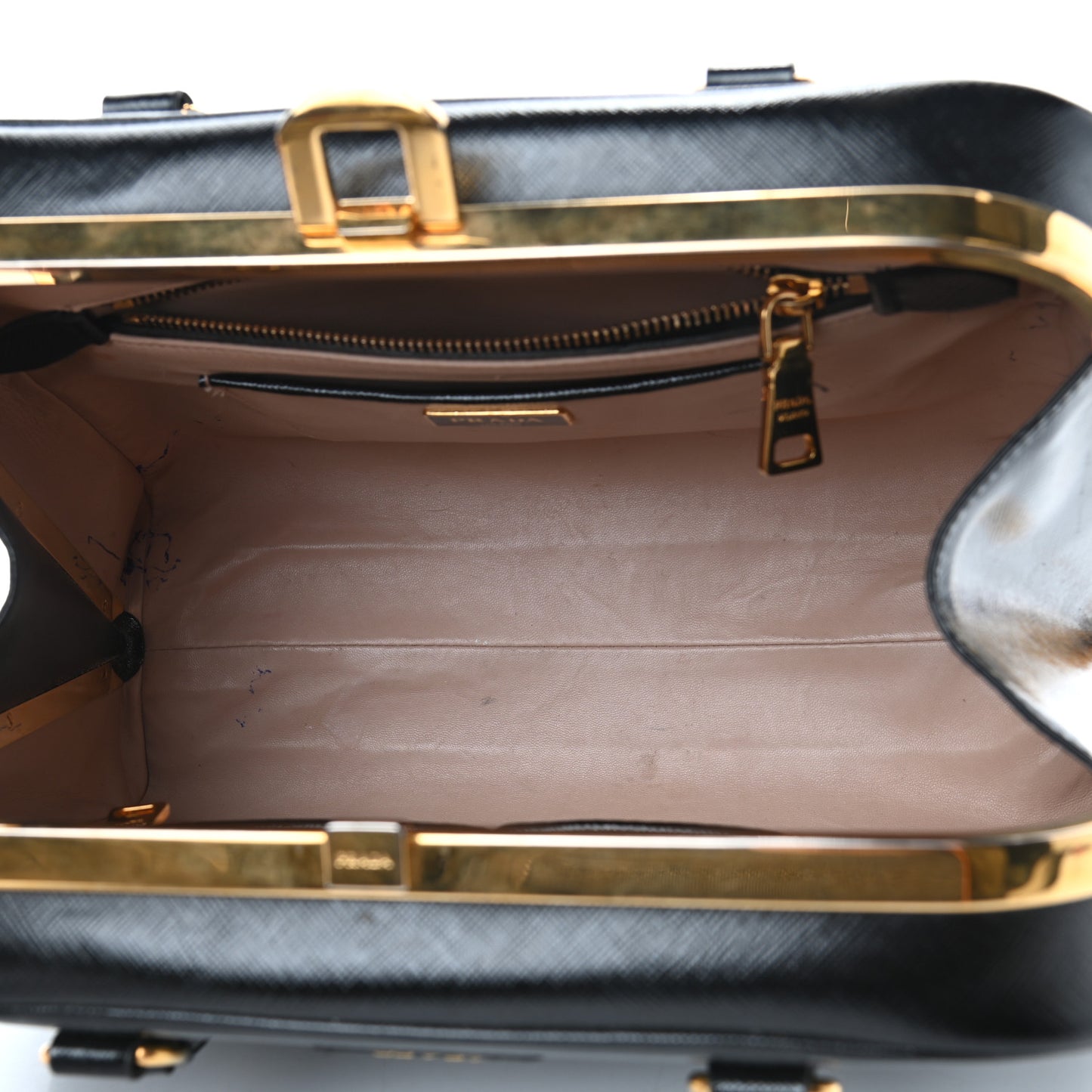 Saffiano Vernice Pyramid Bag Black