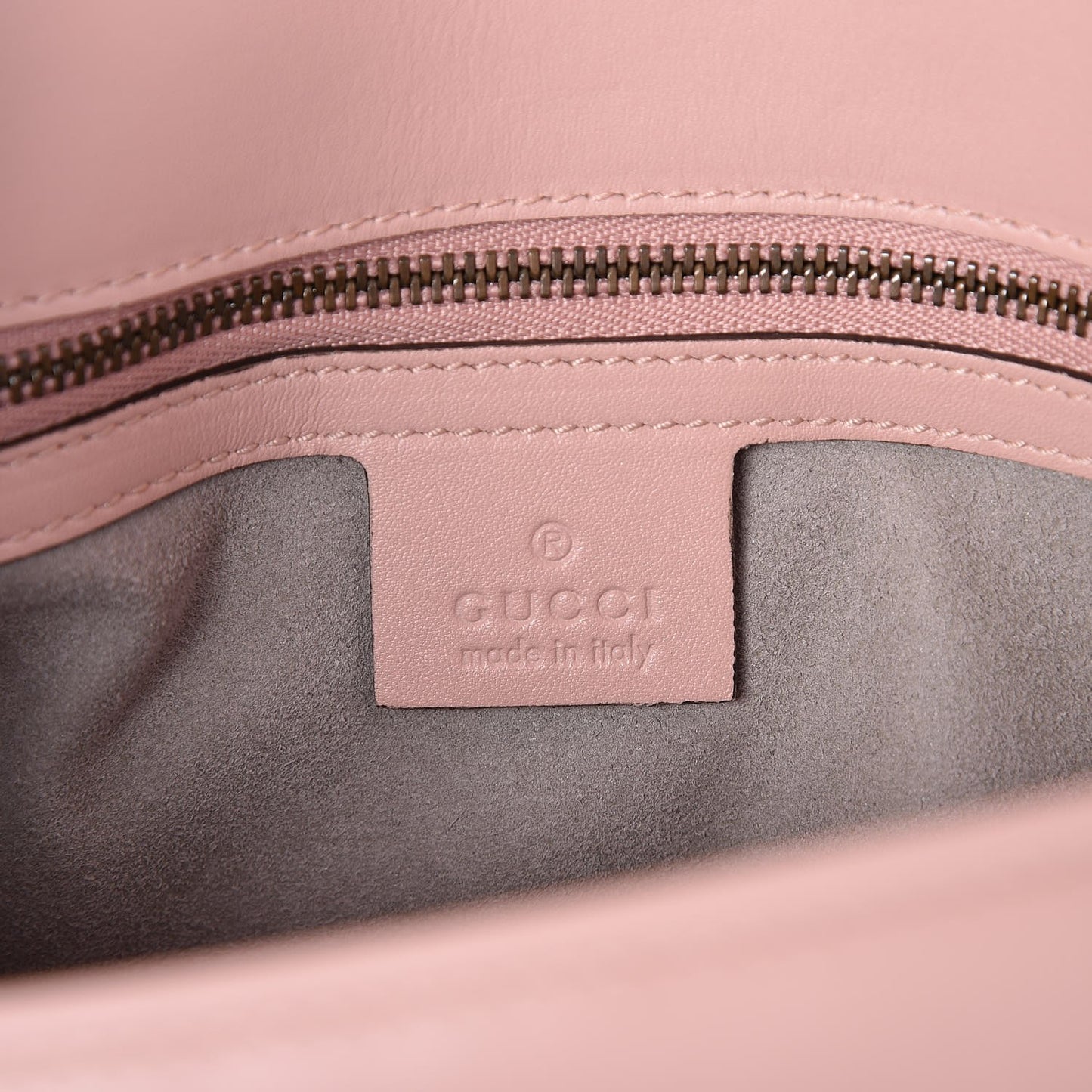 Calfskin Matelasse Small GG Marmont Shoulder Bag Perfect Pink