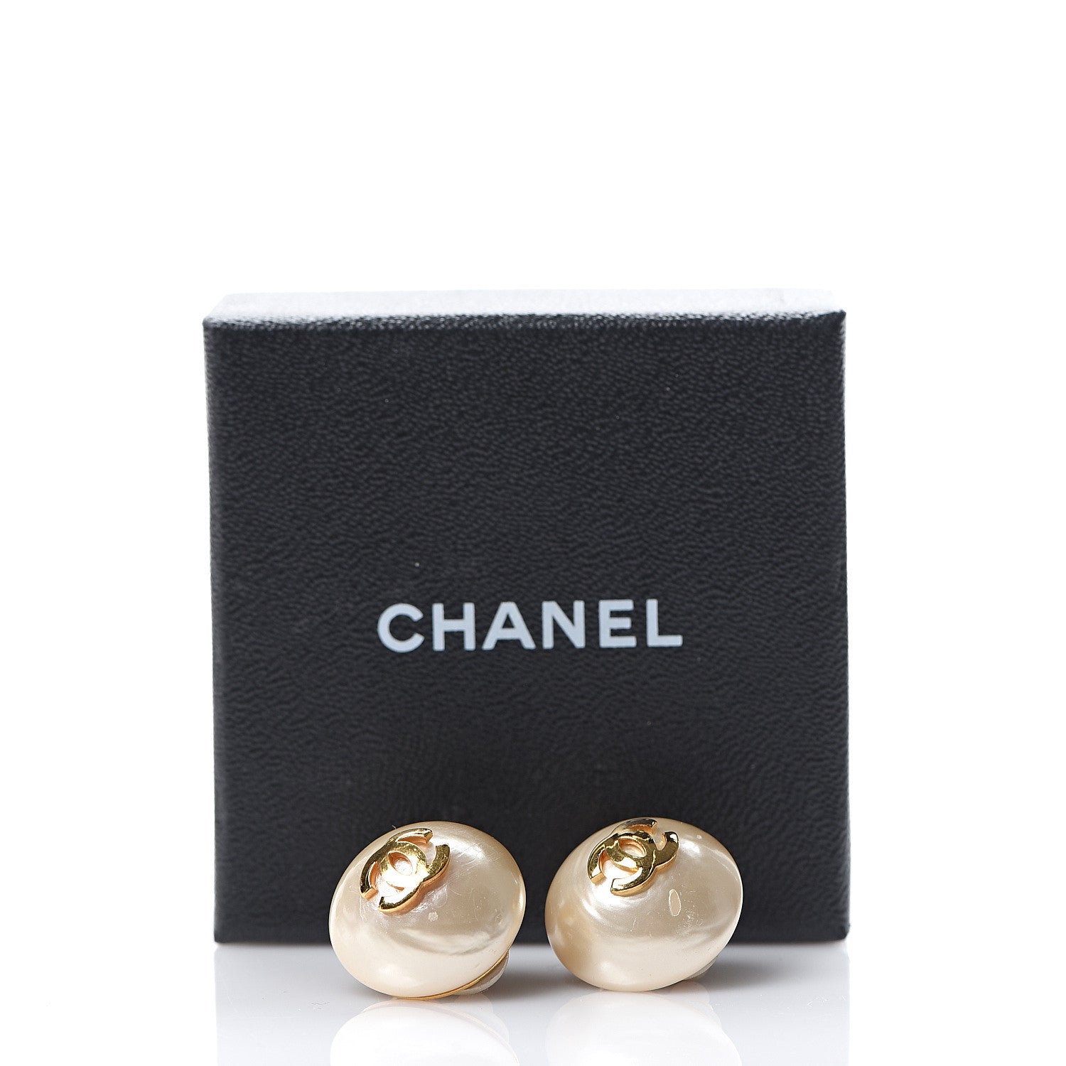 Chanel Pearl CC Clip On Earrings Gold 5 of 5