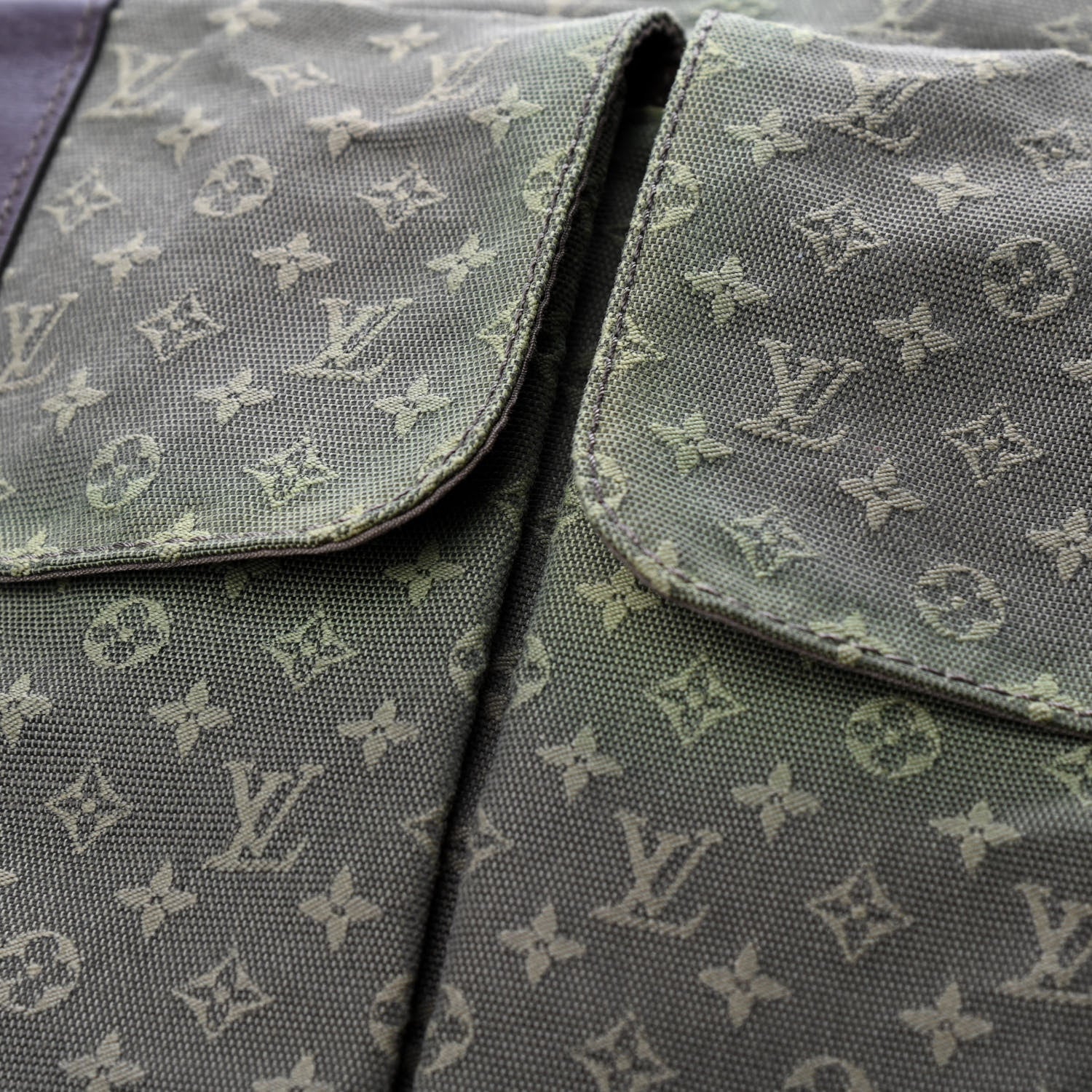 Louis Vuitton Mini Lin Monogram Louise Kaki 7 of 7