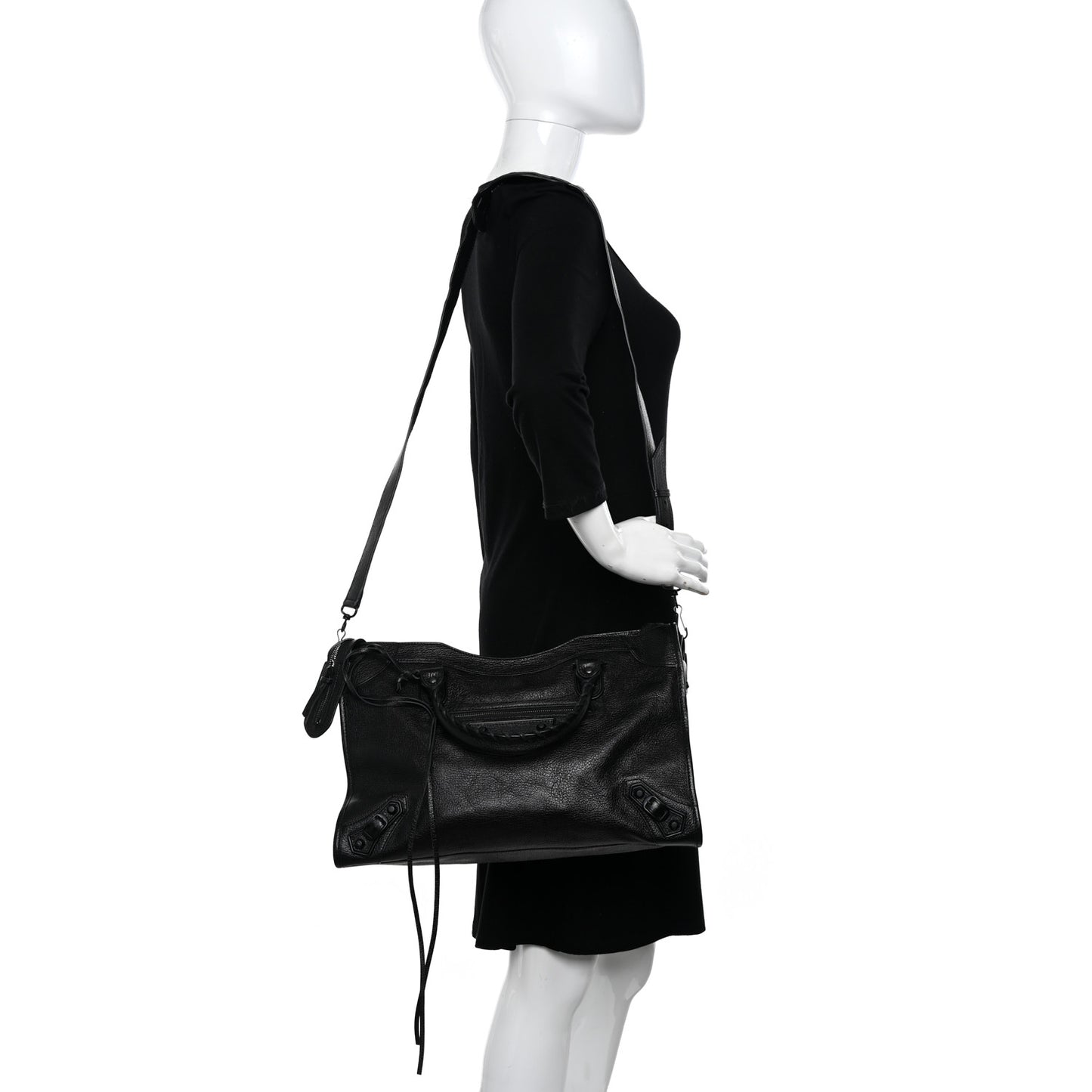 Chevre Black Metallic Edge Hardware City Black