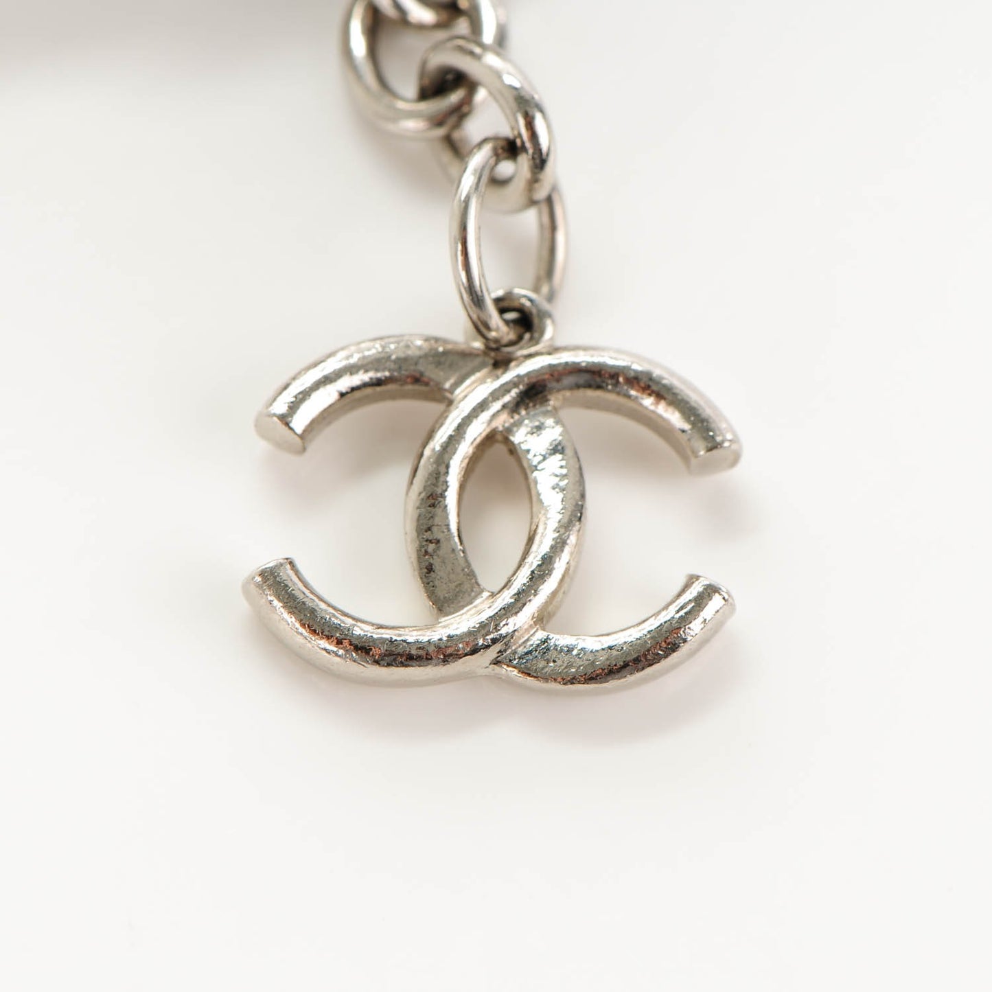 Plexiglass Pearl CC Padlock Bracelet Silver