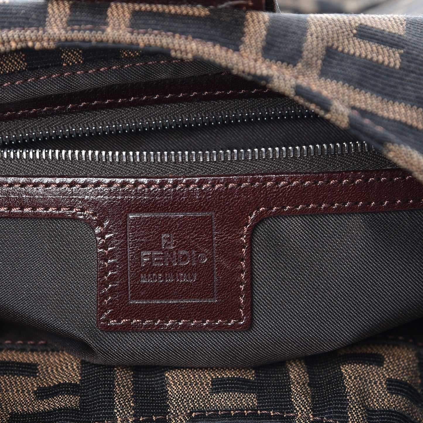 Zucca Shoulder Bag Tobacco