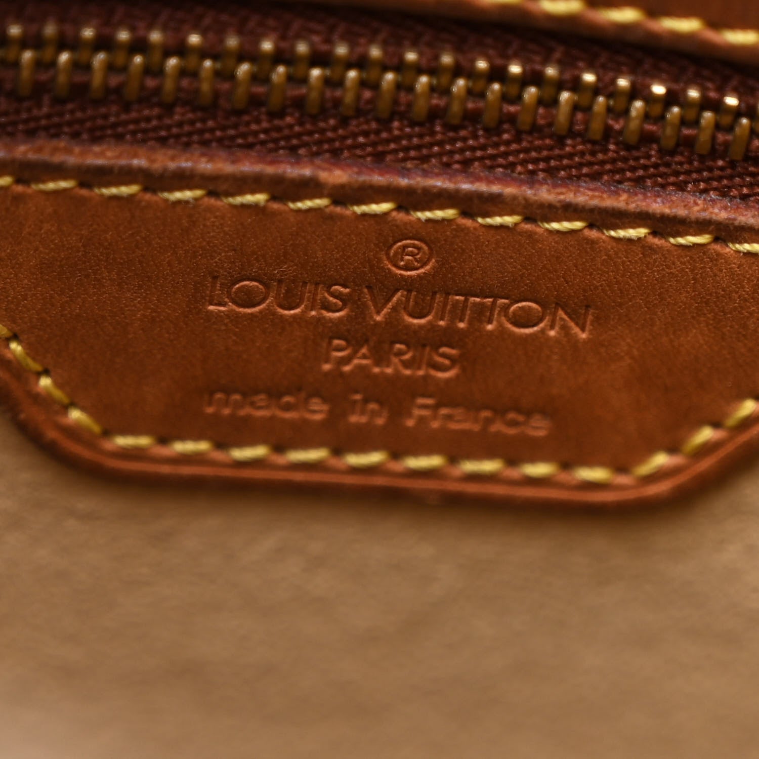 Louis Vuitton Monogram Looping GM 6 of 15