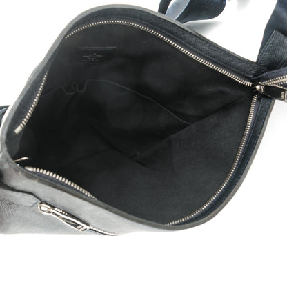 Louis Vuitton Taiga Sasha Boreal 5 of 7