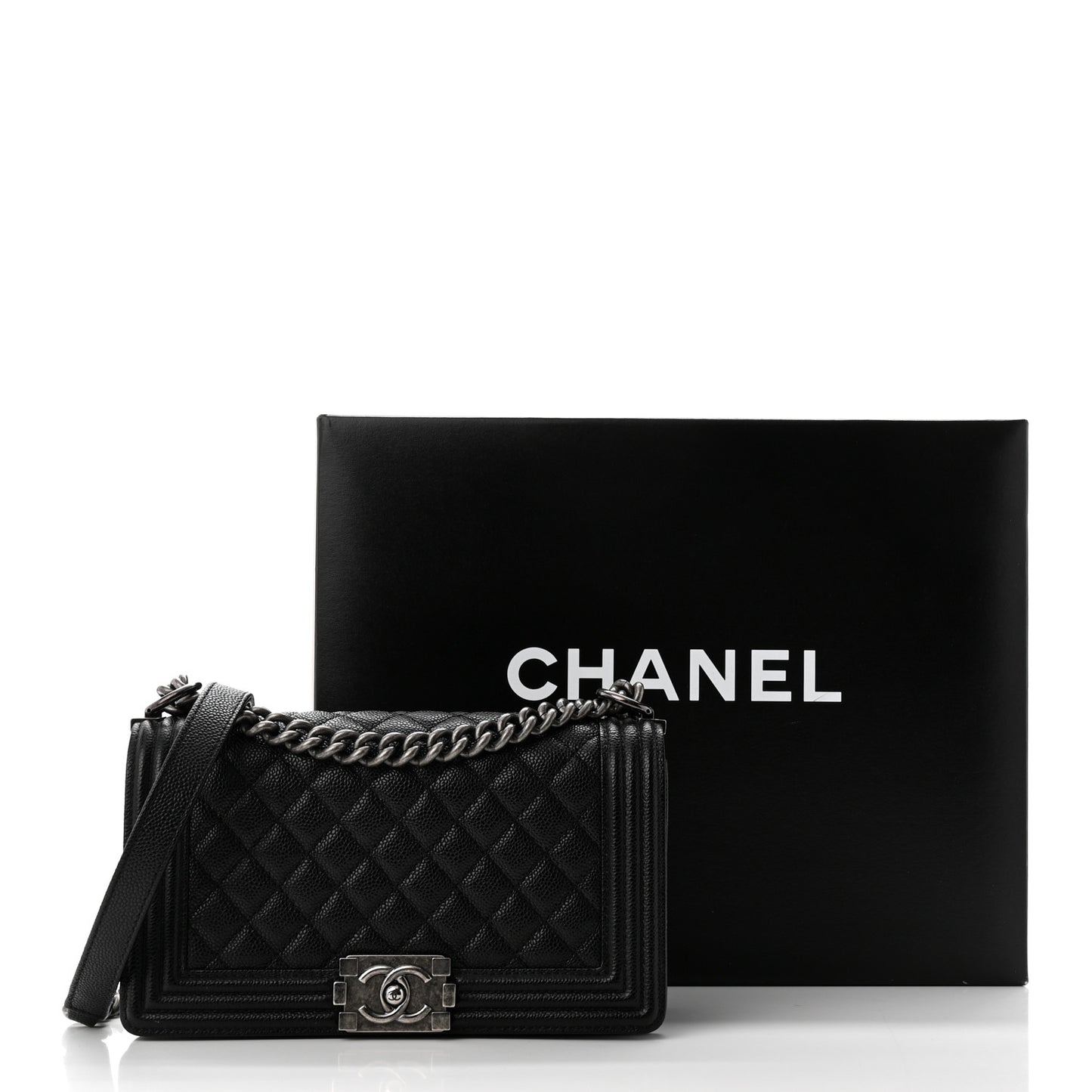 Caviar Quilted Medium Boy Flap Black