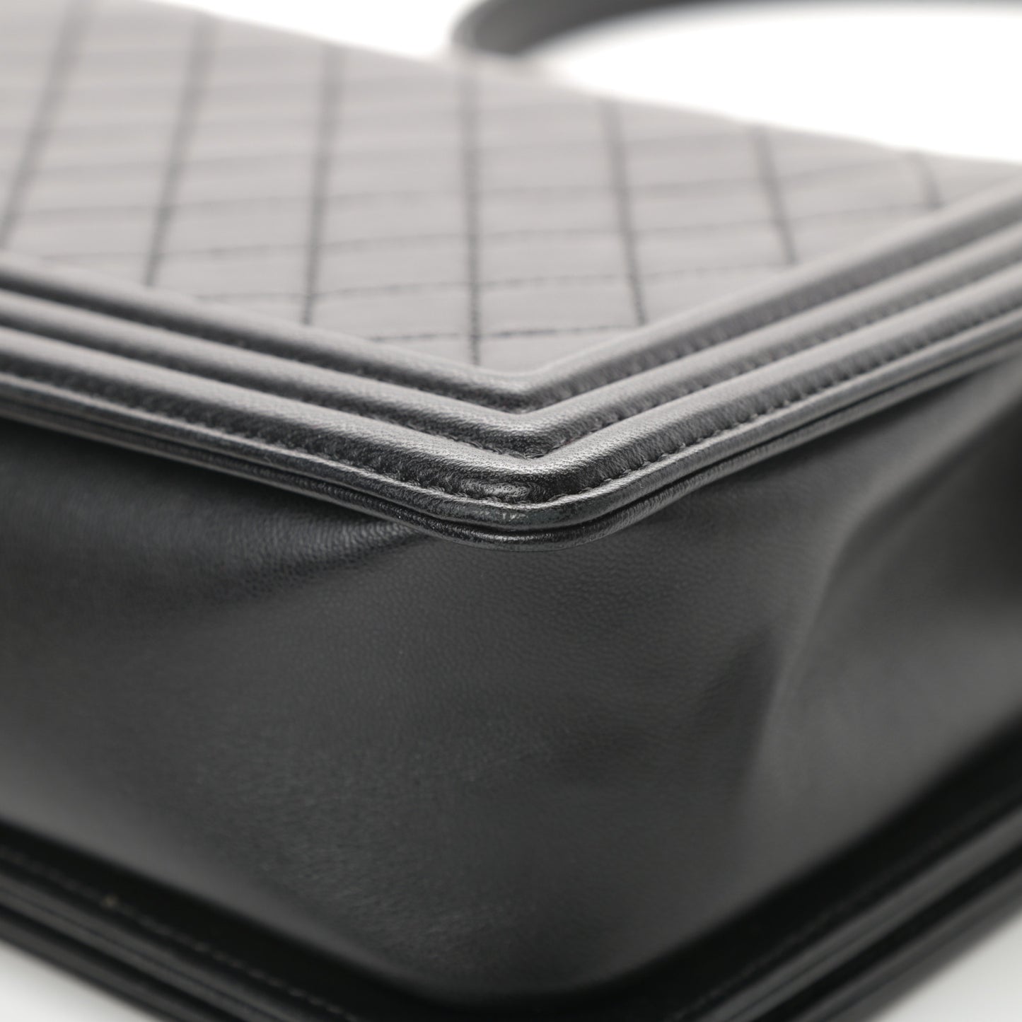 Lambskin Quilted New Medium Boy Flap Black