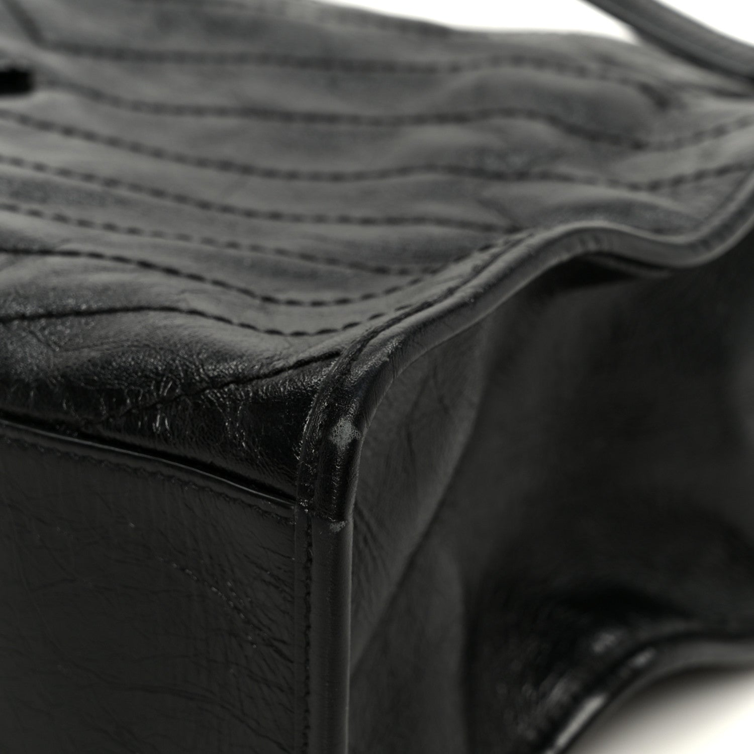 Saint Laurent Crinkled Calfskin Matelasse Monogram Large Niki Shopper Tote Black 11 of 12