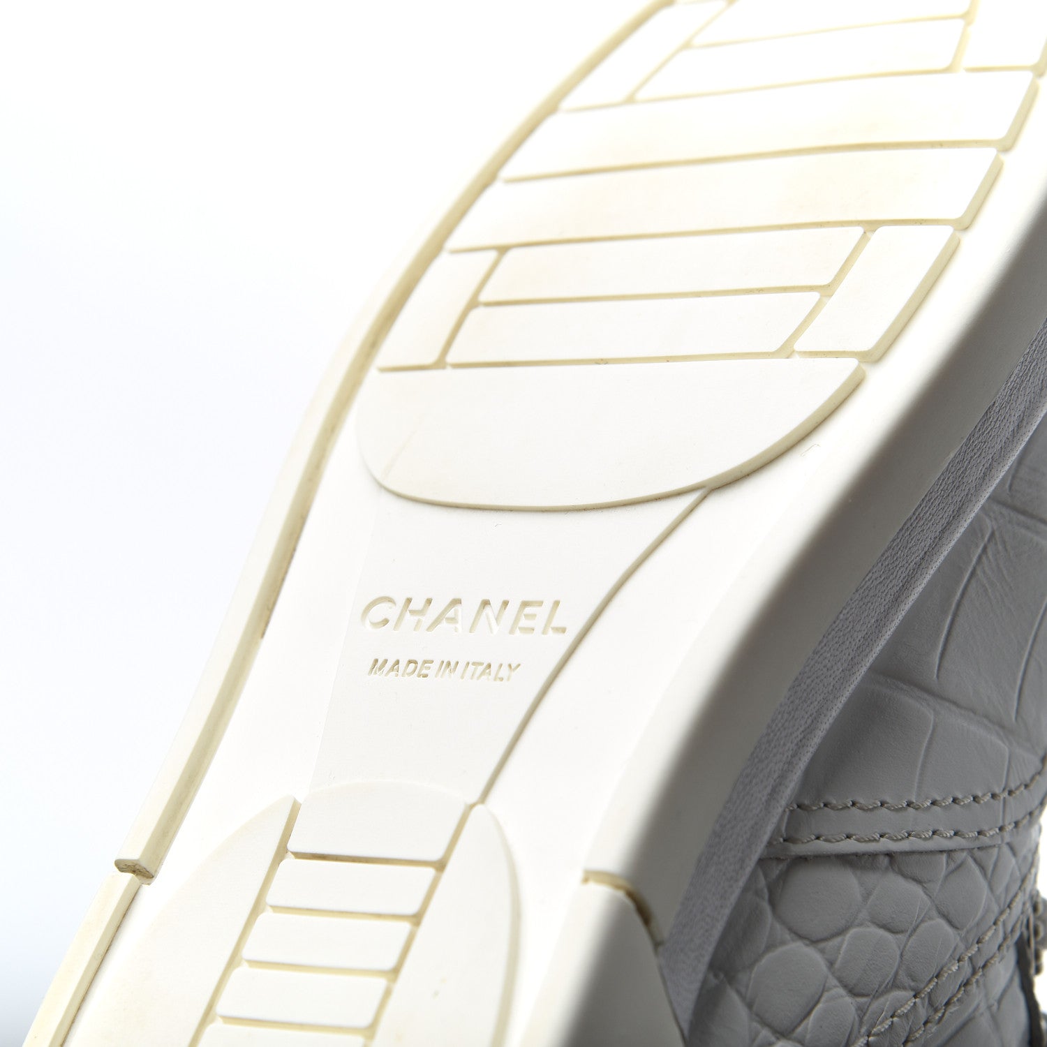 Chanel Calfskin Crocodile Embossed Cocodile High Top Sneakers 36 White 10 of 14