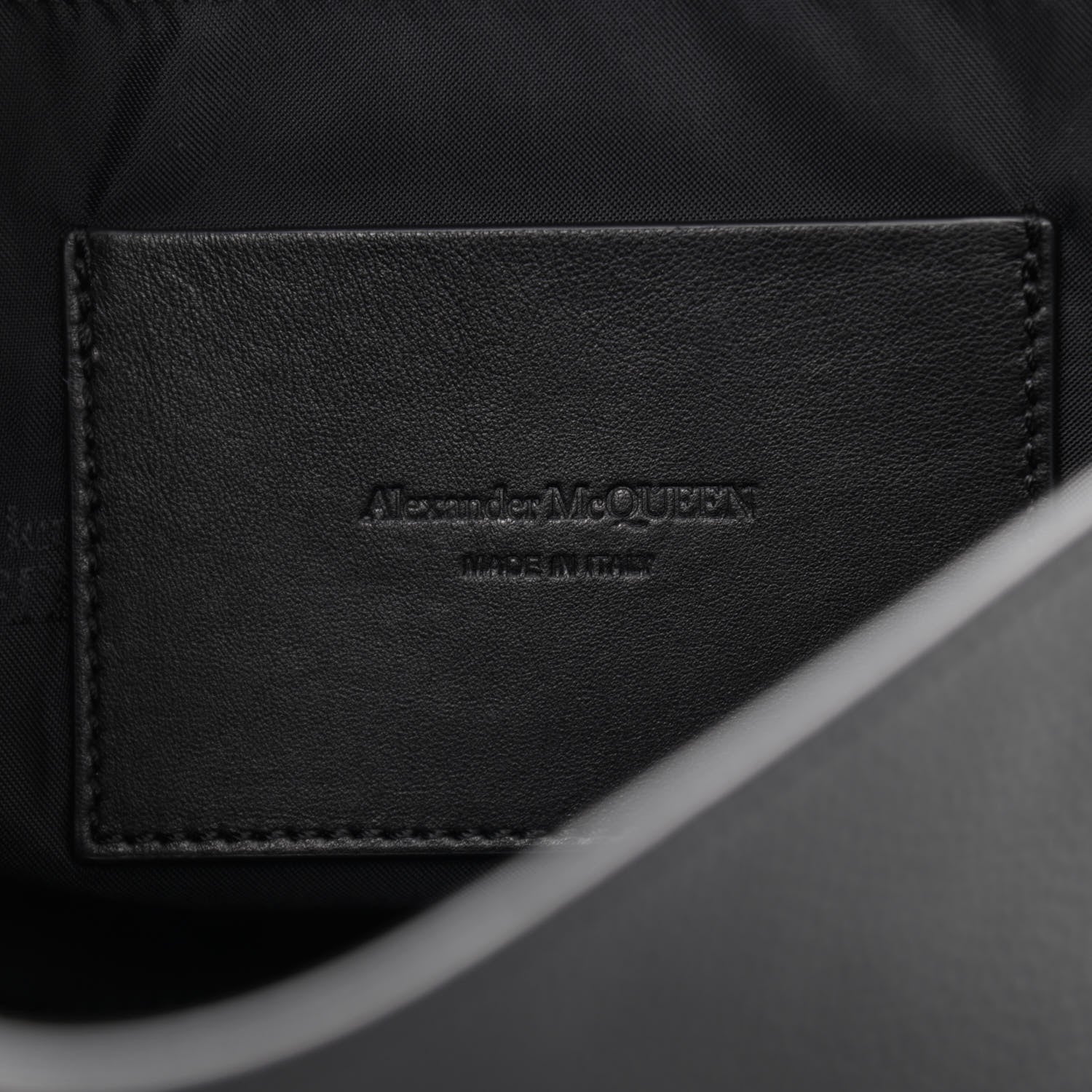 Alexander McQueen Grained Calfskin Crossbody Messenger Black 6 of 10