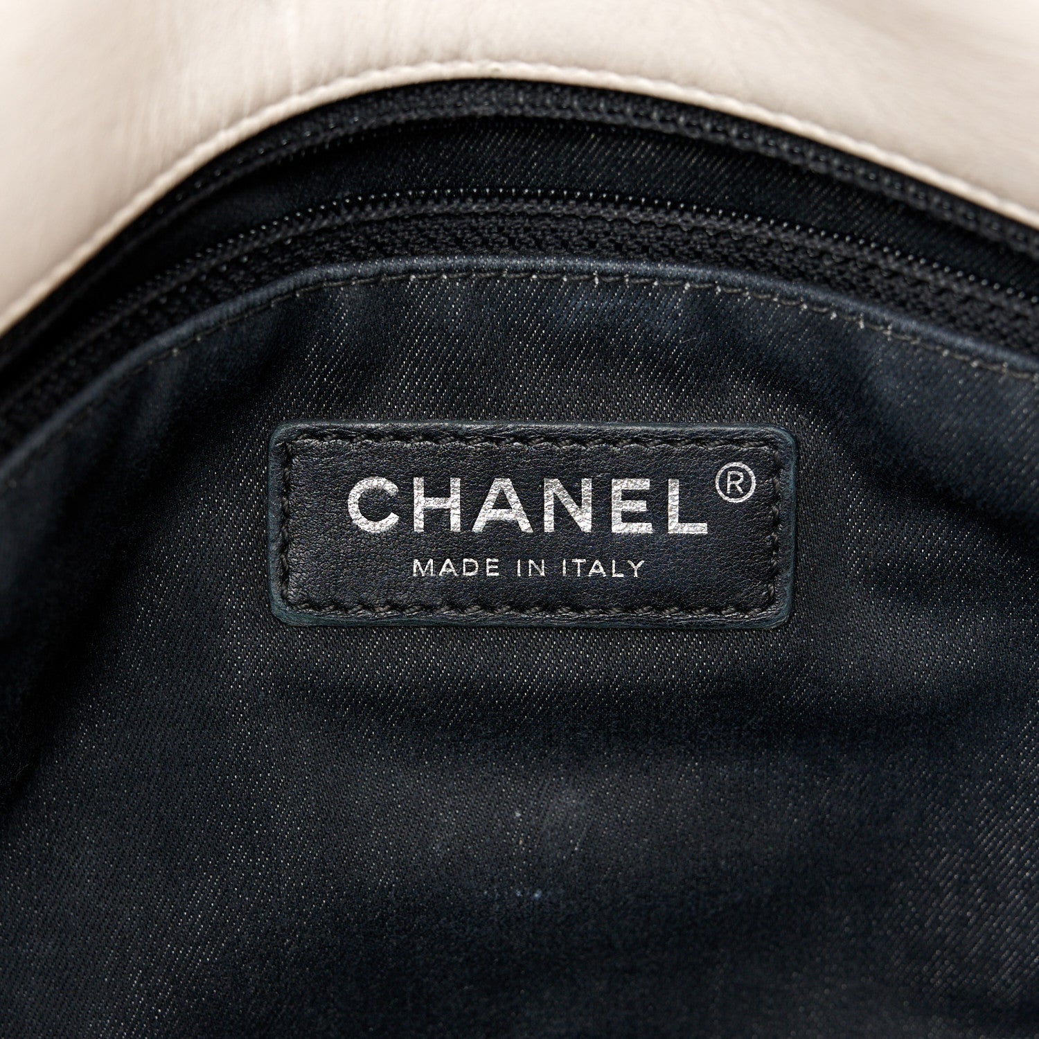 Chanel Mixed Fibers Lambskin Venise Biarritz Flap Bag Black White 6 of 12