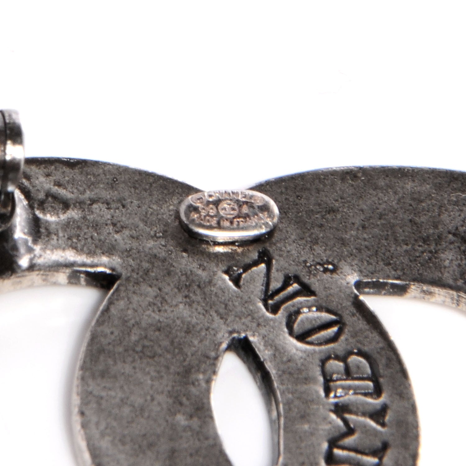 Chanel CC Brooch Silver 4 of 4