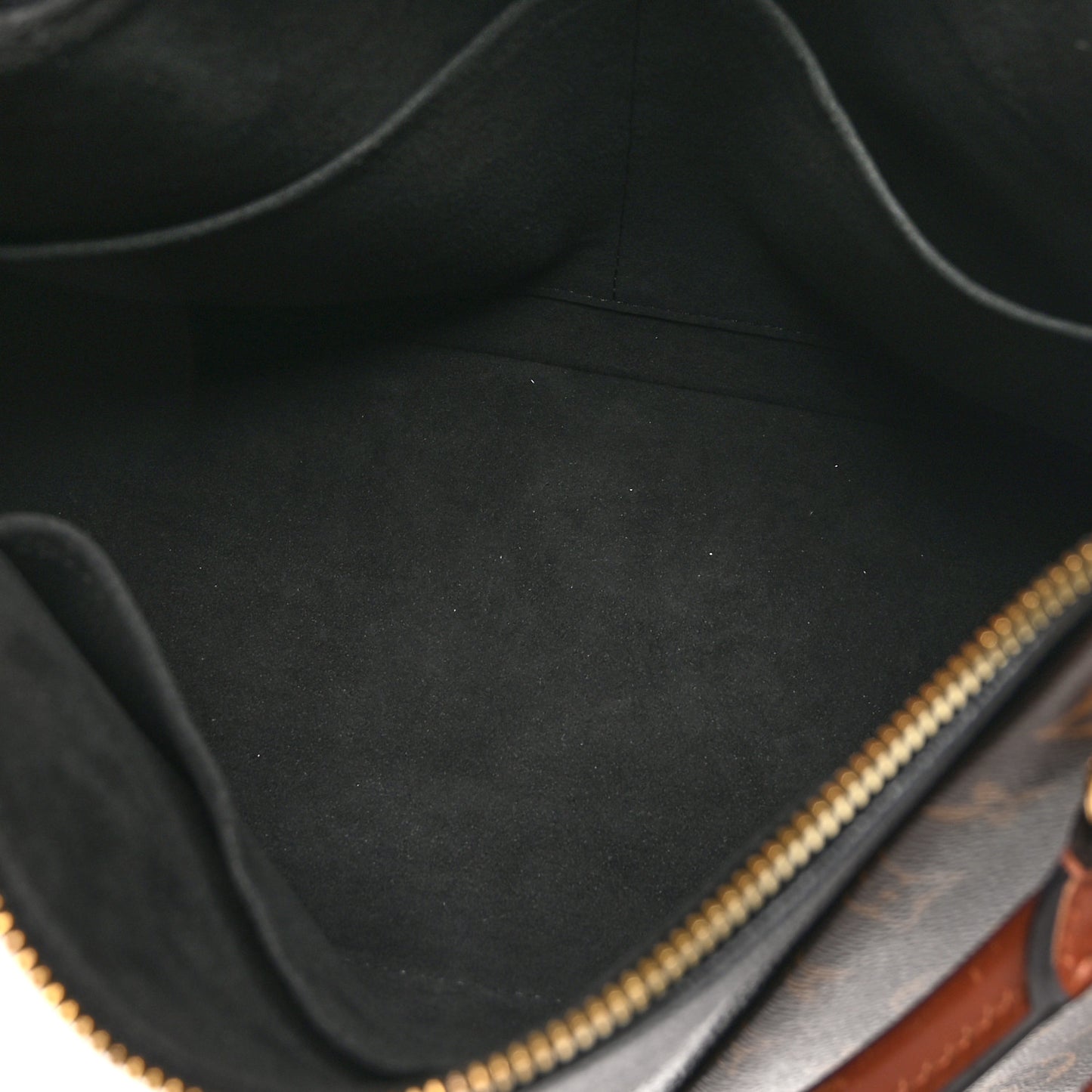 Monogram V Tote MM Black