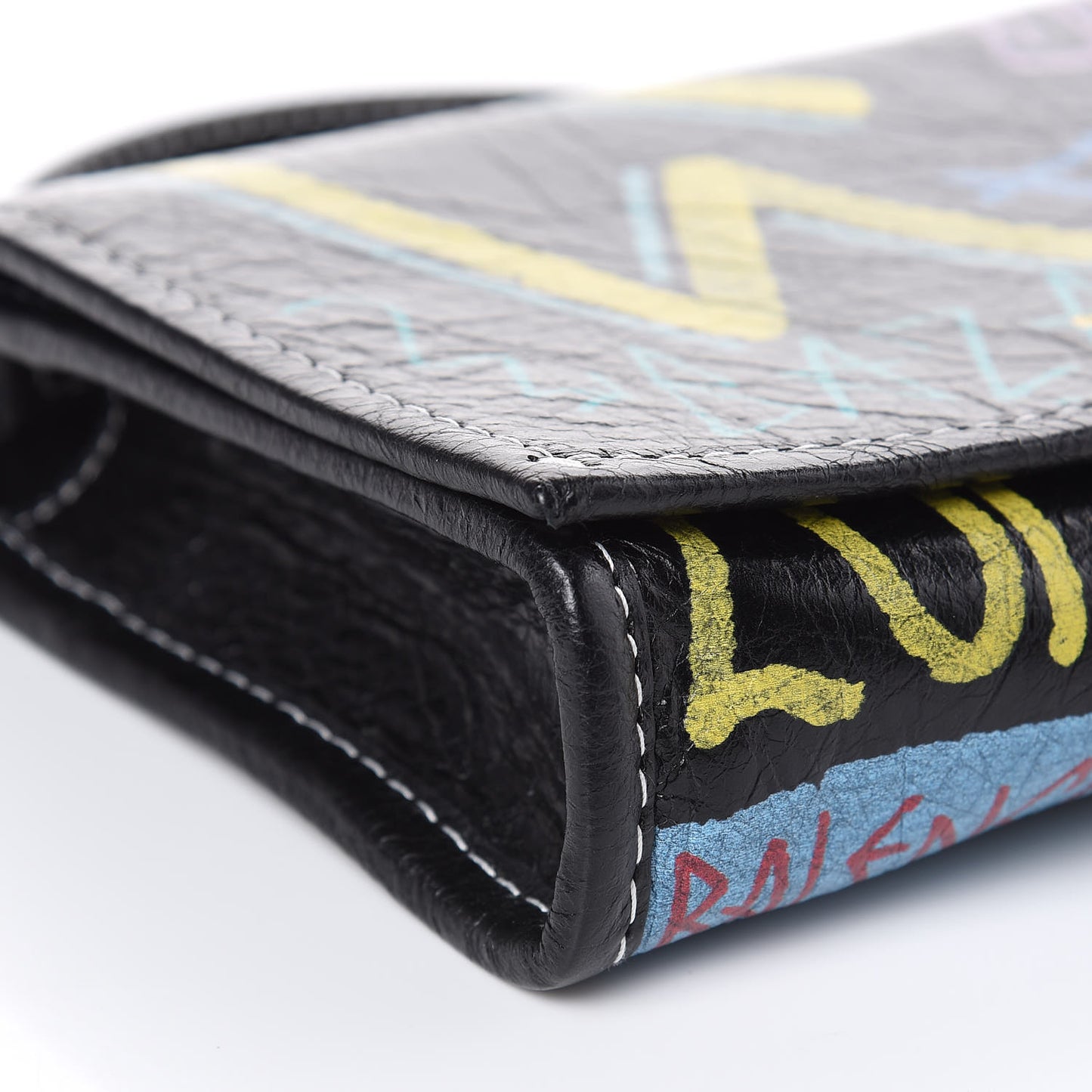 Agneau Arena Graffiti All Over Bazar Chain Shoulder Bag Black Multicolor