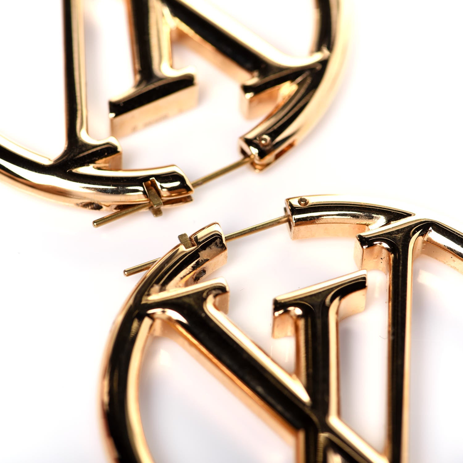 Louis Vuitton Metal Louise Hoop Earrings Gold 3 of 6