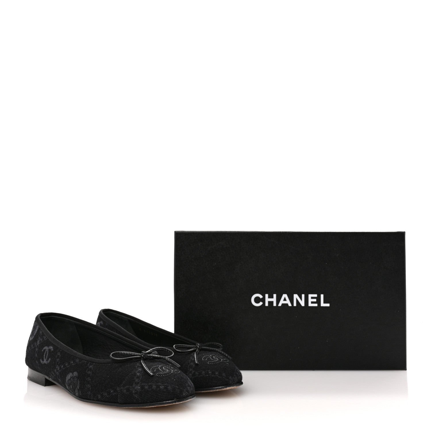 Chanel Denim Printed Cap Toe Ballerina Flats 39.5 Black White 12 of 12