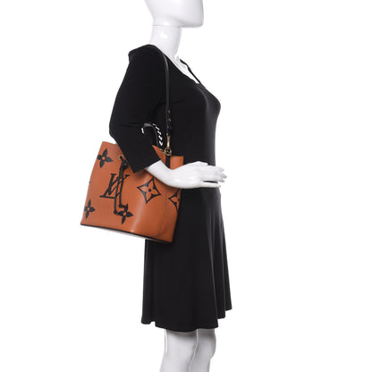Louis Vuitton Empreinte Monogram Giant Crafty Neonoe MM Caramel Black 2 of 11
