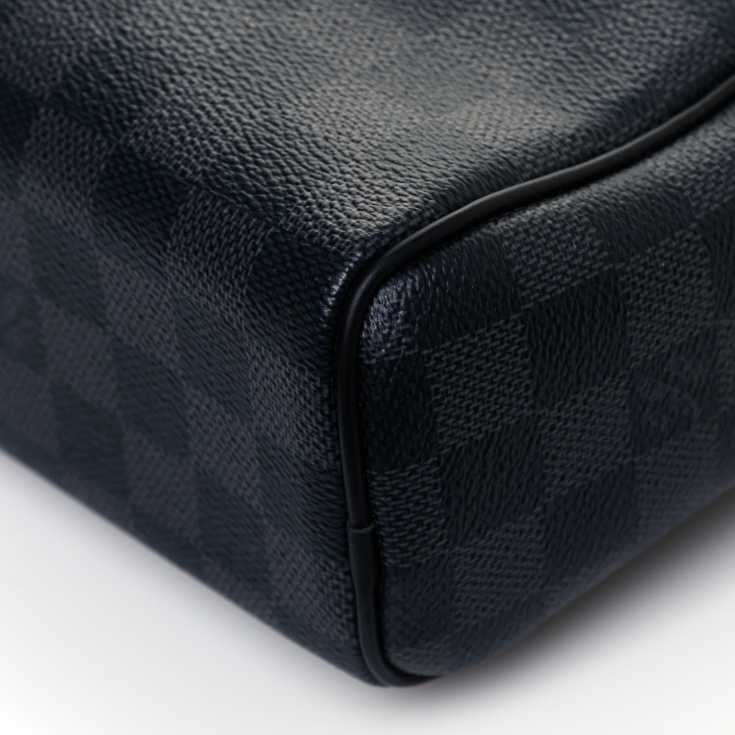 Louis Vuitton Damier Graphite Dayton Reporter MM 12 of 12