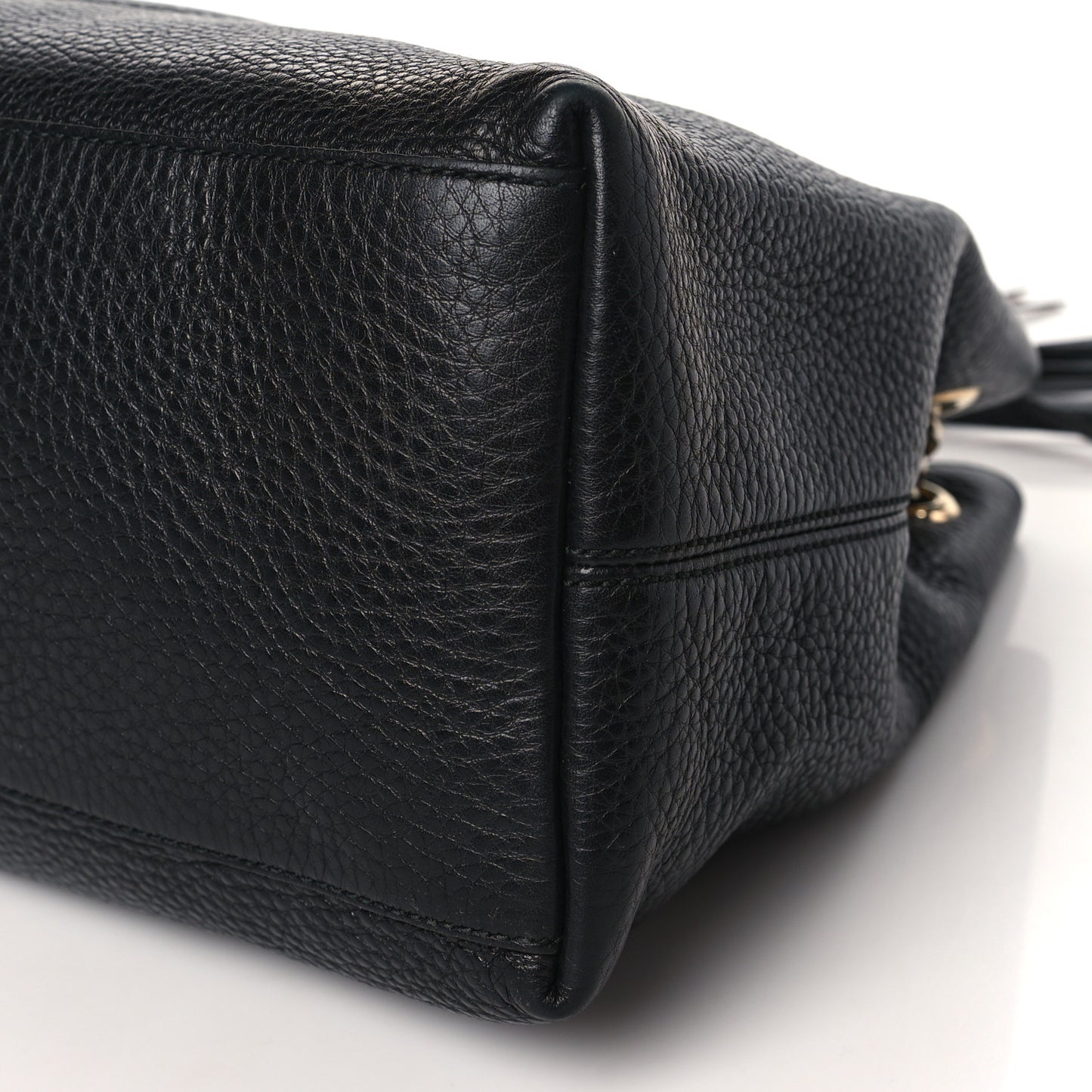 Pebbled Calfskin Medium Soho Chain Shoulder Bag Black