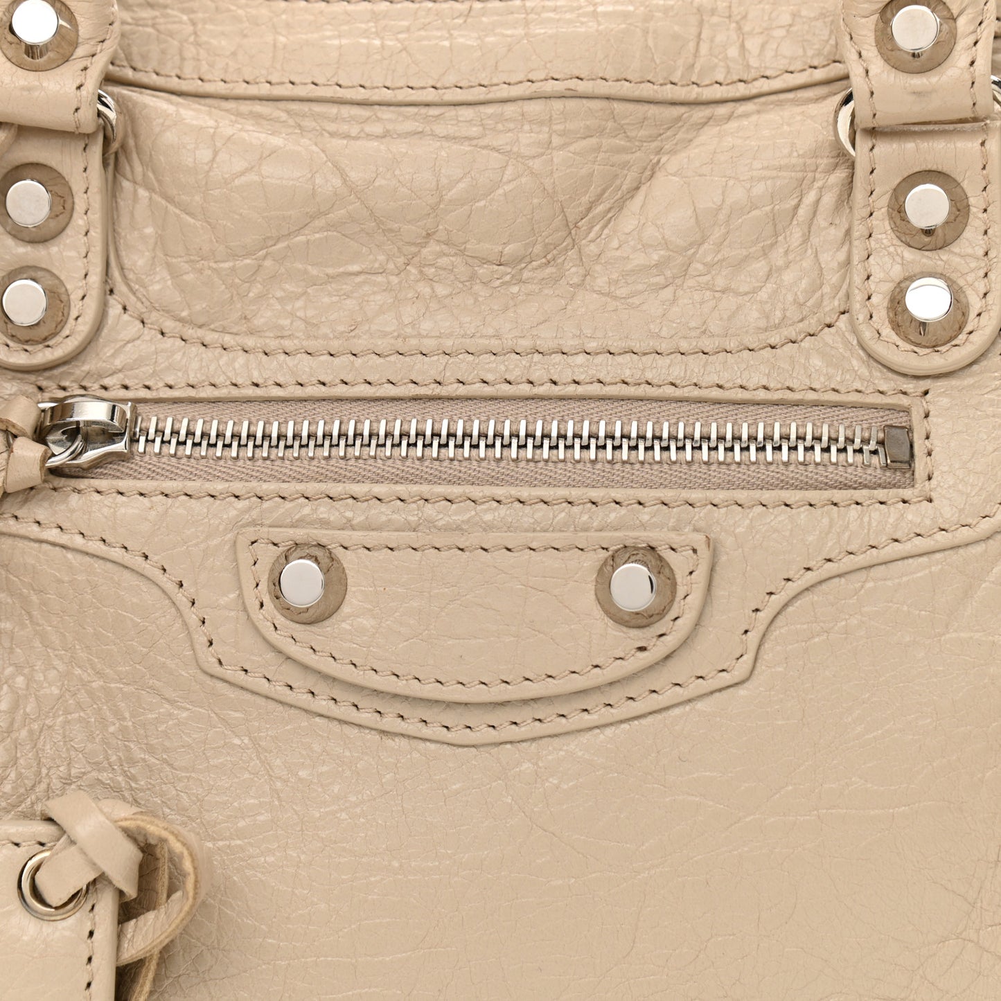 Agneau Classic Silver Hardware S City Logo Strap Light Beige Black