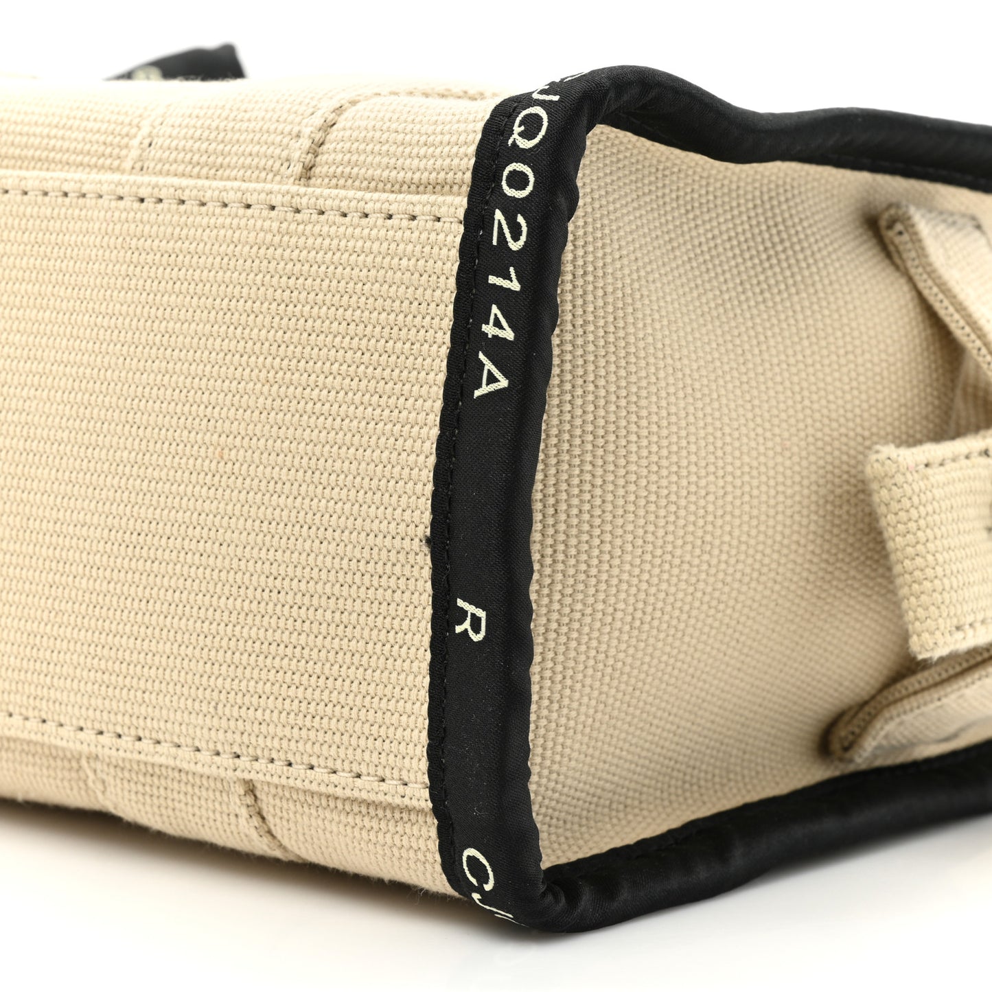 Jacquard Small The Traveler Tote Bag Warm Sand