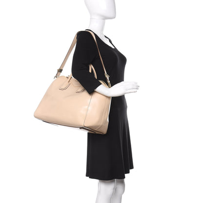 Givenchy Shiny Lord Calfskin Large Antigona Beige 2 of 19