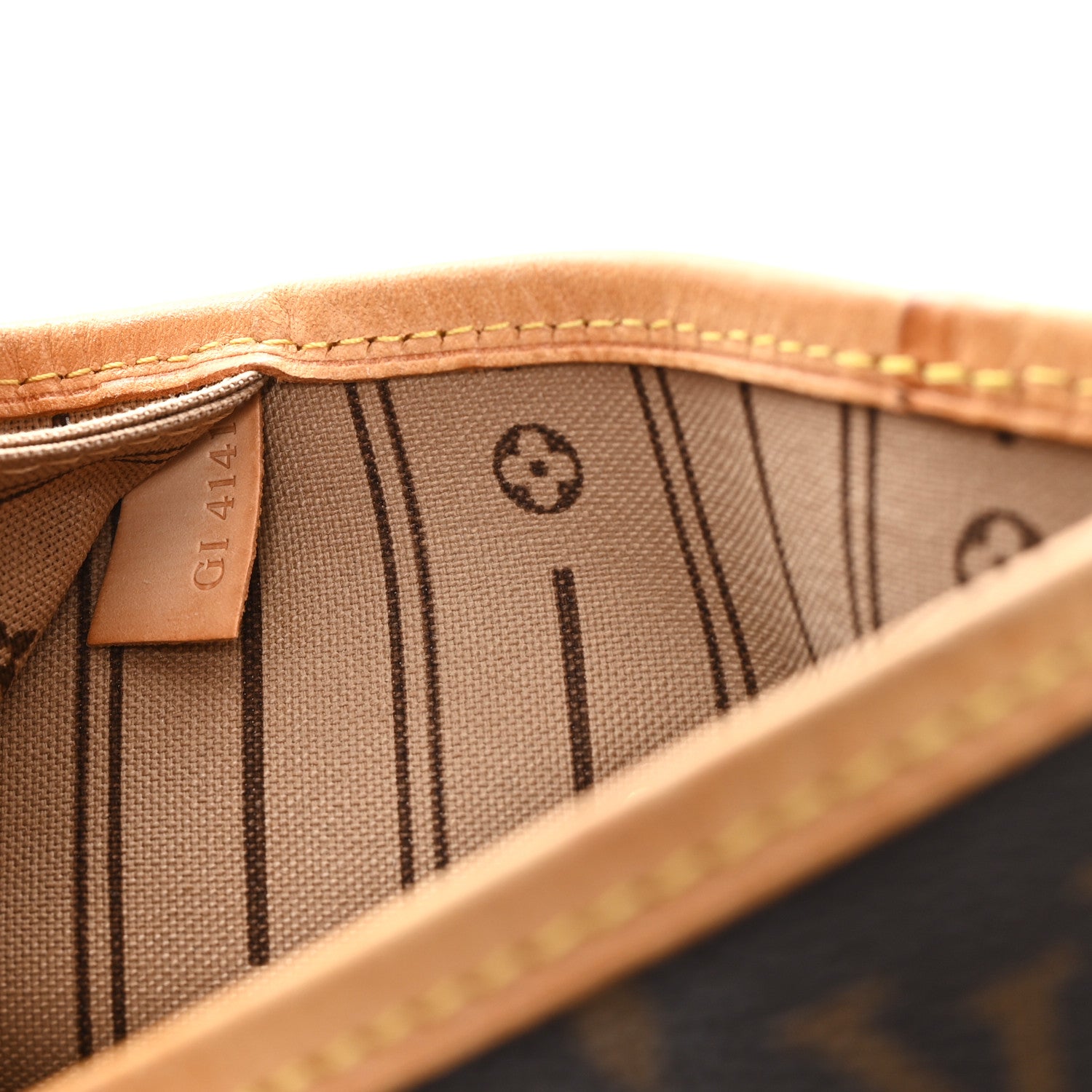 Louis Vuitton Monogram Neverfull MM 6 of 9