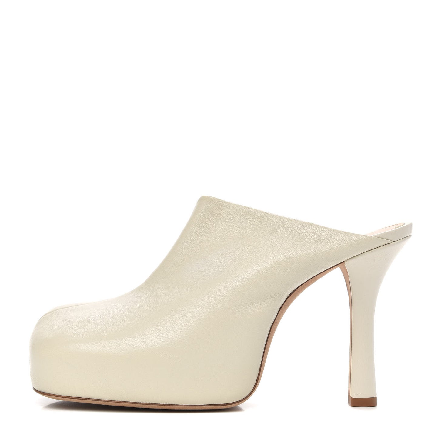 Stretch Nappa The Bold Mules 38 Wax