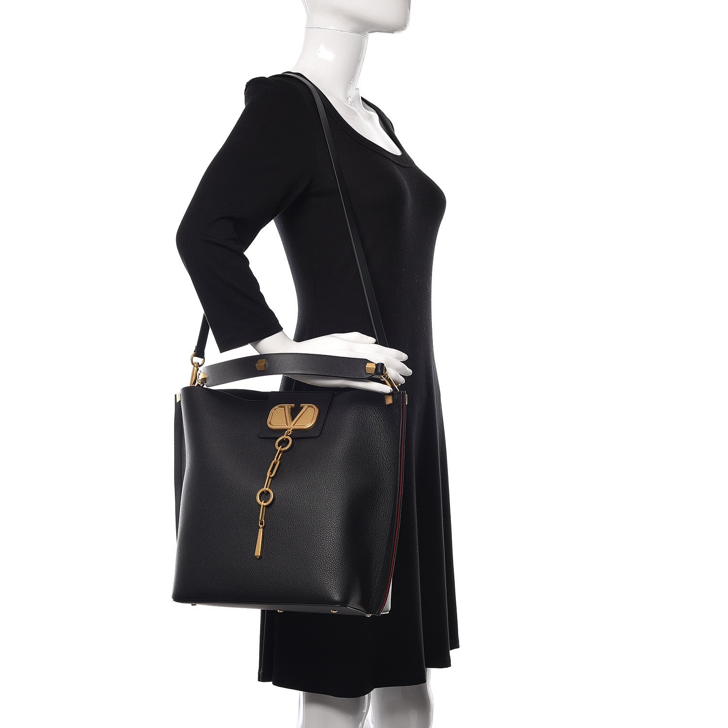 Valentino Garavani Grainy Calfskin Escape Hobo Bag Black 2 of 10