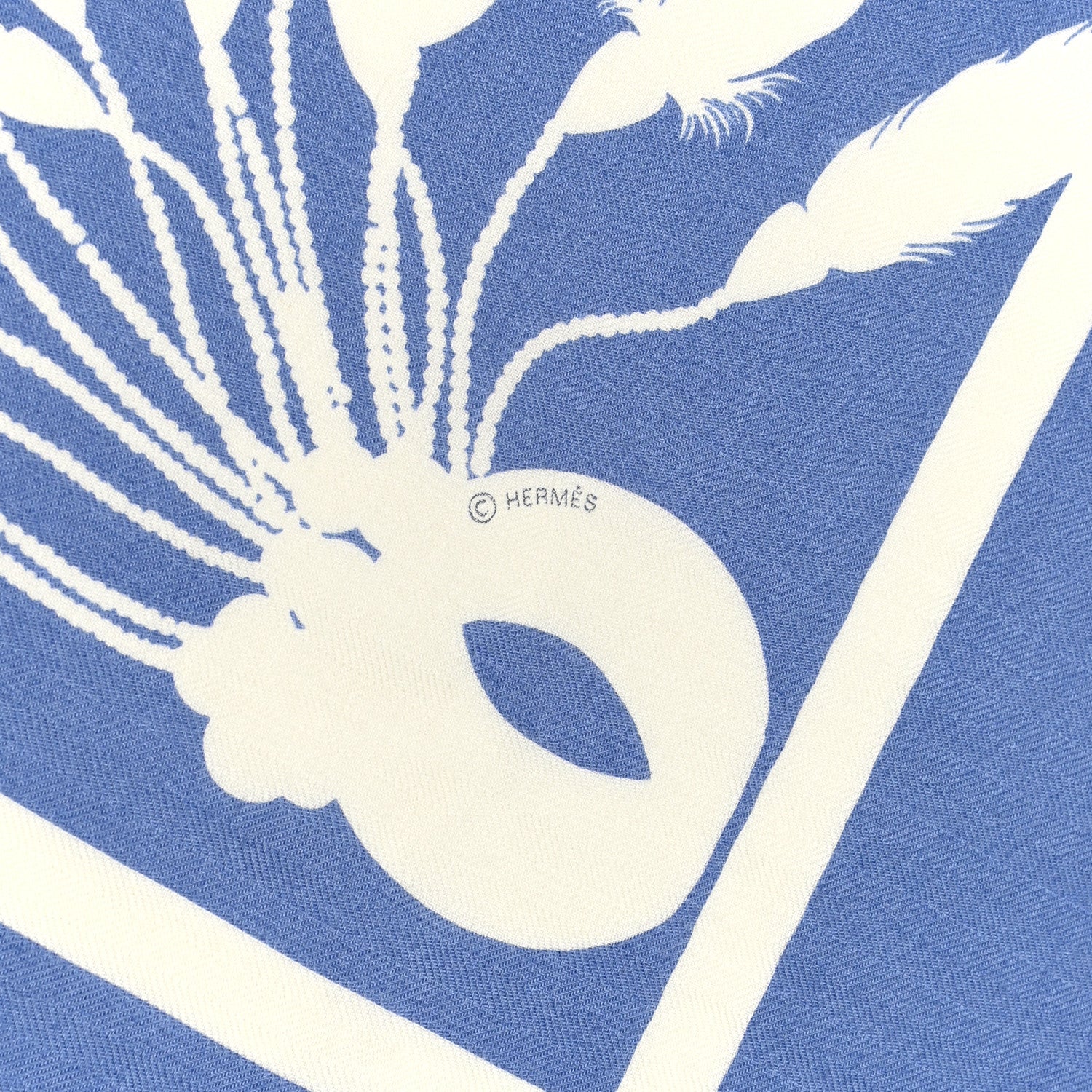 Hermes Cashmere Silk Brazil Tattoo Shawl 140 Bleu Lavande Blanc 4 of 5