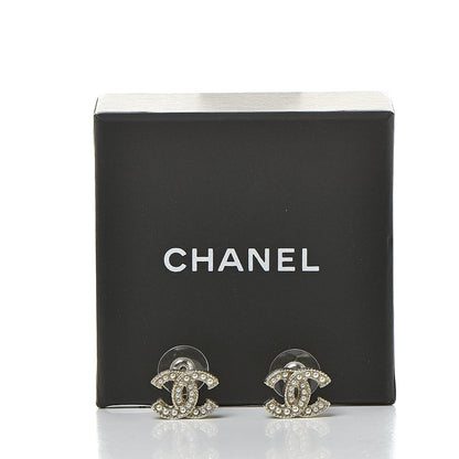 Chanel Pearl CC Earrings Gold 5 of 5