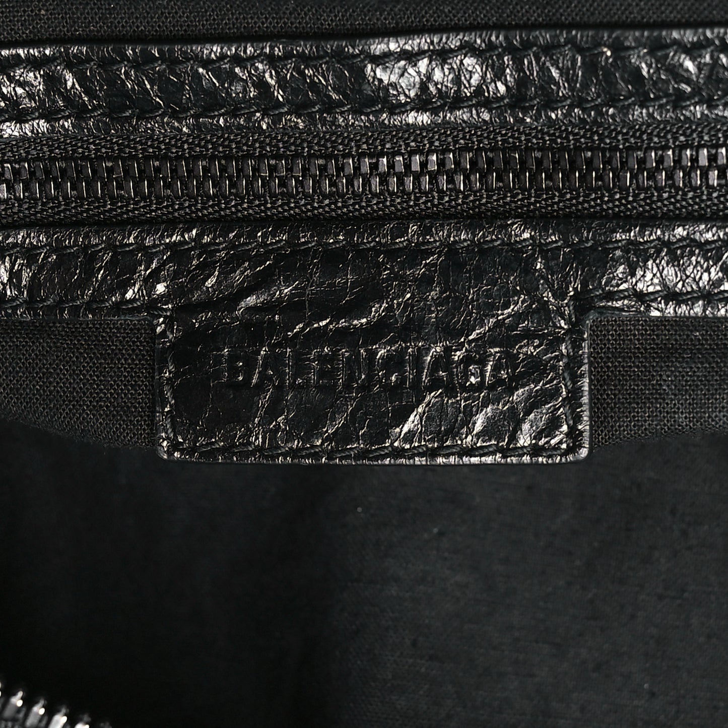 Agneau Arena Medium Le Cagole Tote Bag Black