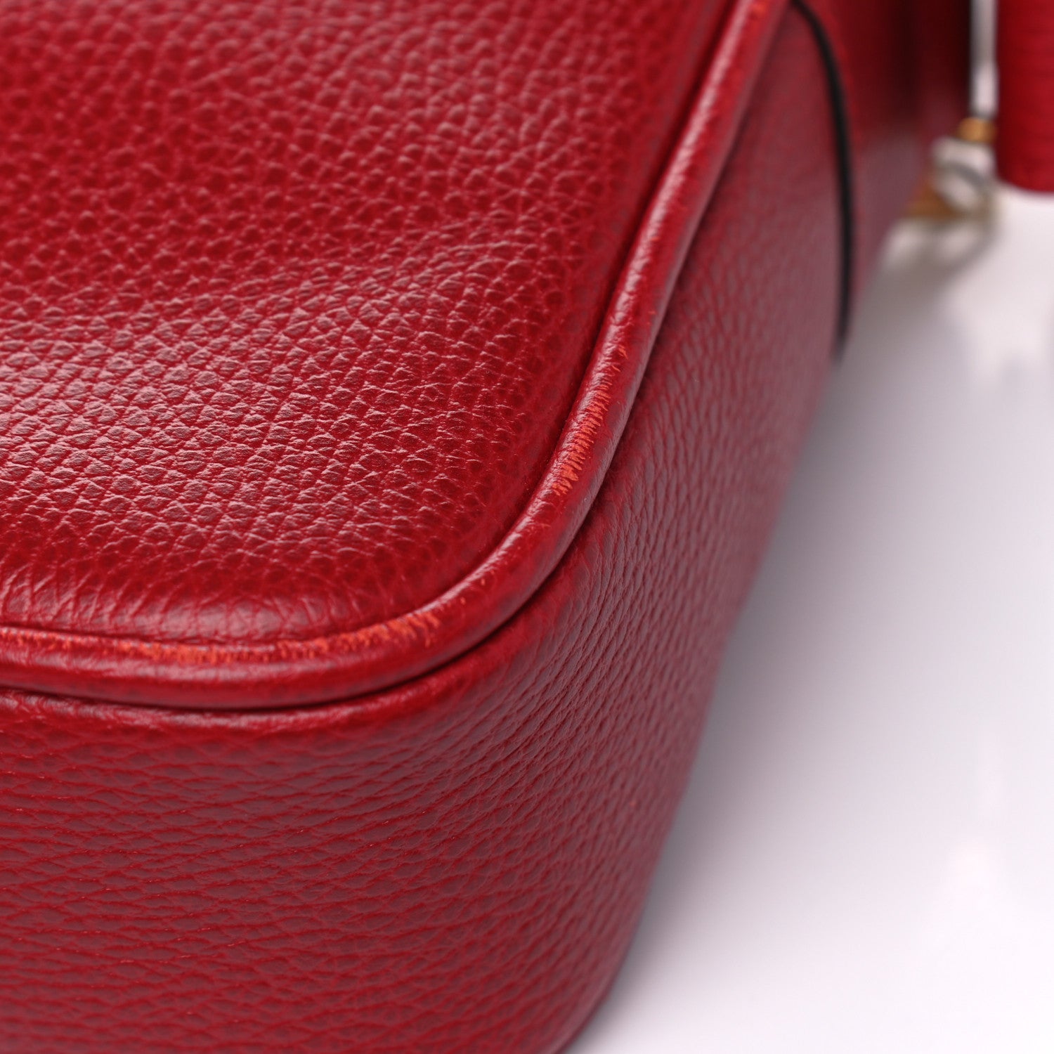 Gucci Grained Calfskin Logo Messenger Bag Hibiscus Red 9 of 13
