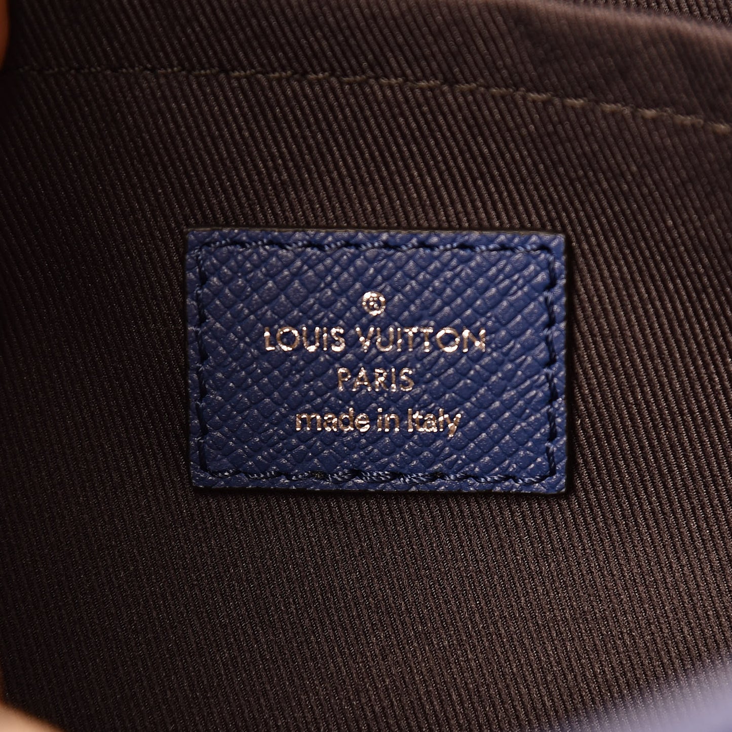 Taiga Monogram Outdoor Messenger Cobalt