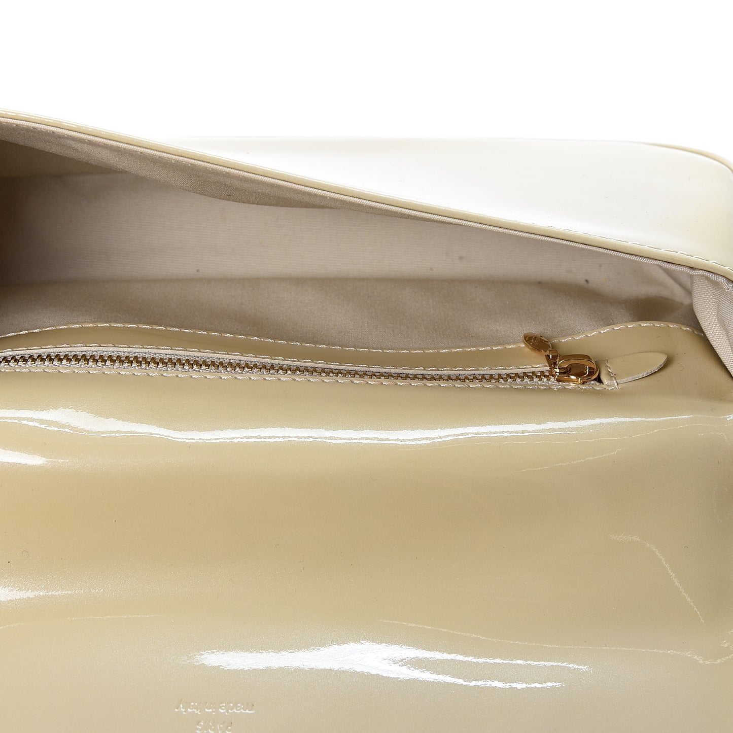 Patent Sobe Clutch Blanc Corail