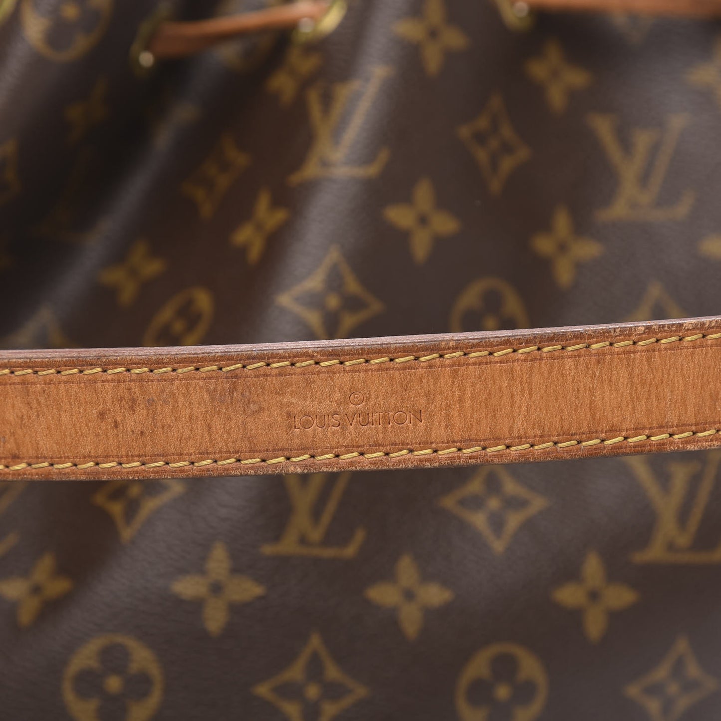 Monogram Noe