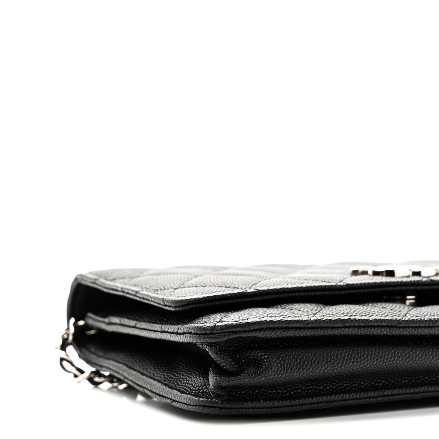 Caviar Quilted Striated CC Wallet On Chain WOC Black