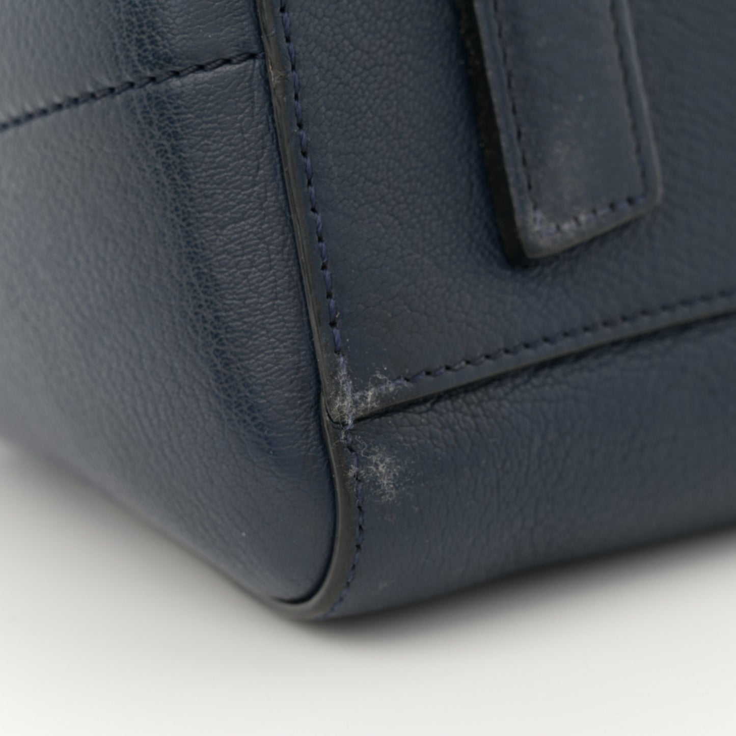 Sugar Goatskin Small Antigona Navy