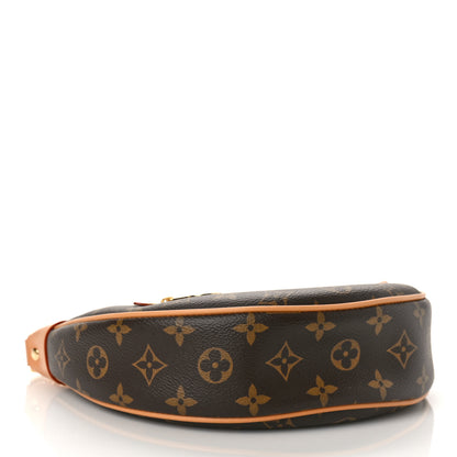 Louis Vuitton Monogram Loop 4 of 9