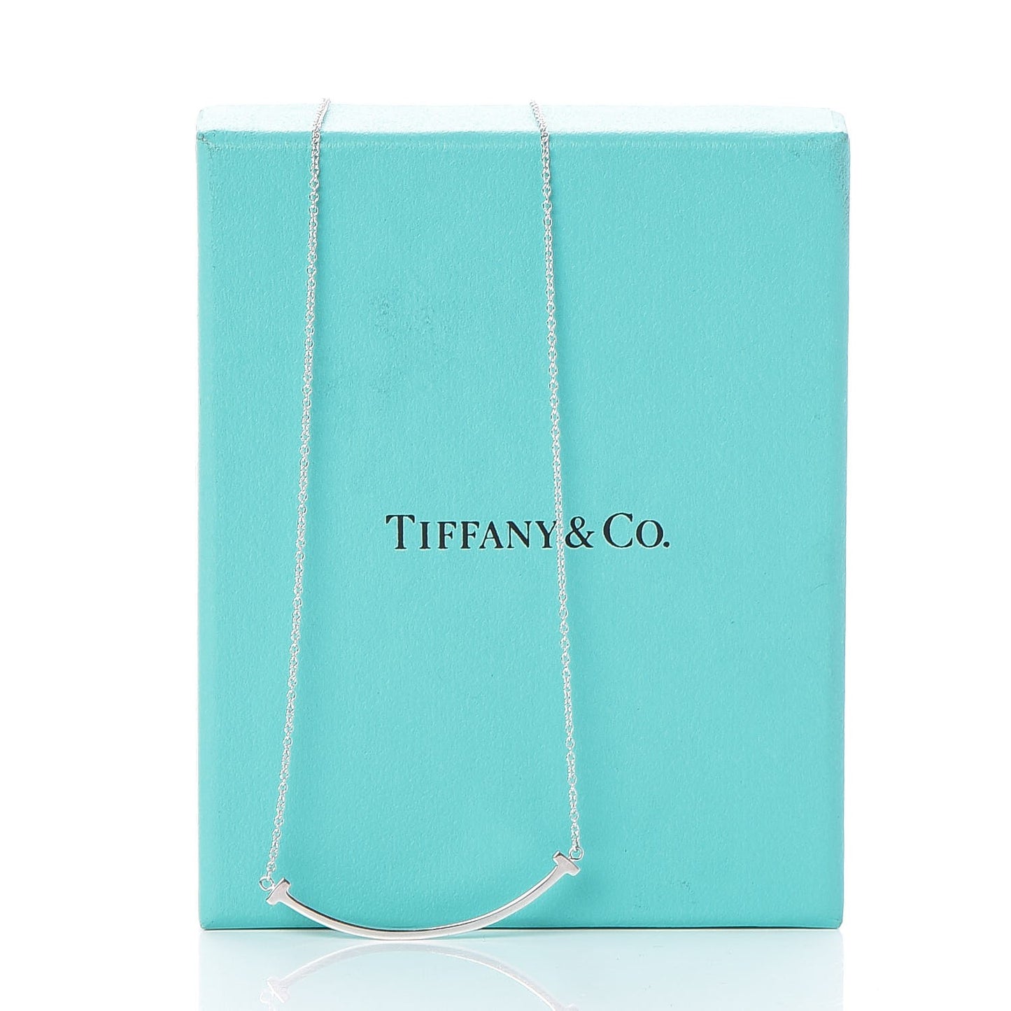 18K White Gold Small T Smile Pendant Necklace