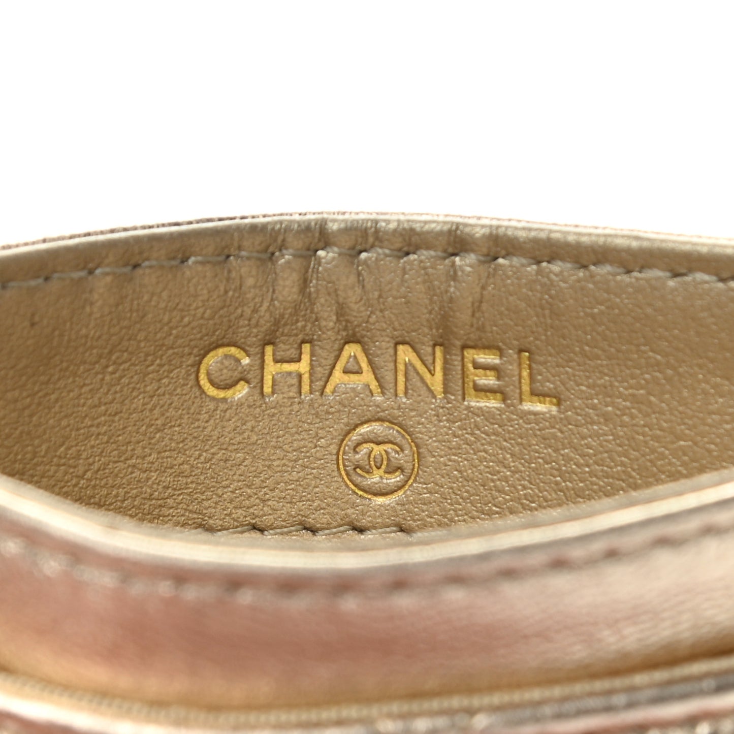 Metallic Goatskin Quilted Chanel 19 Card Holder Gold